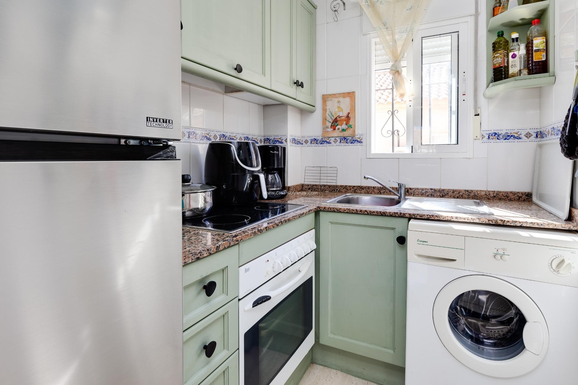 Resale - Bungalow - Torrevieja - Aguas nuevas