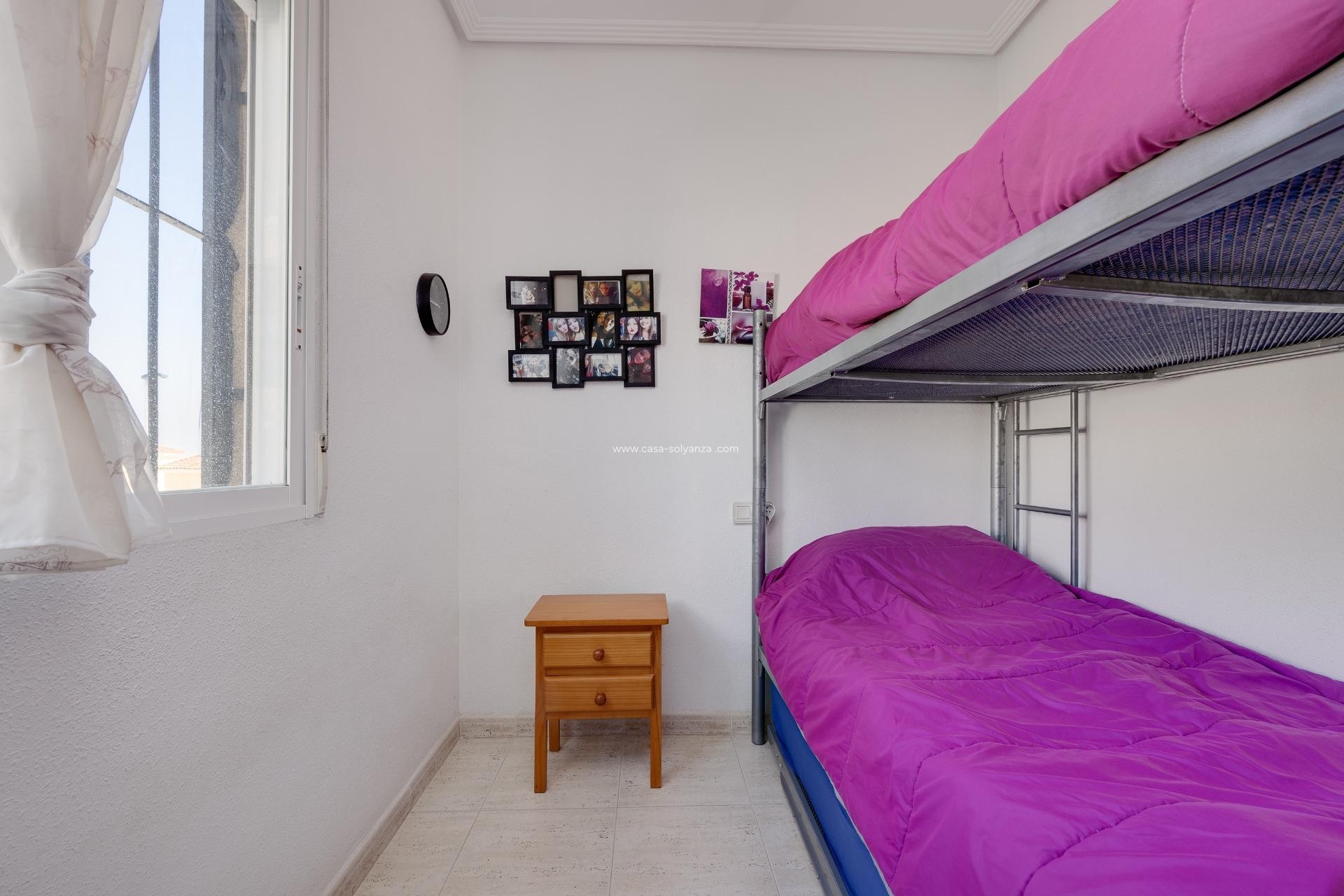 Resale - Bungalow - Torrevieja - Aguas nuevas