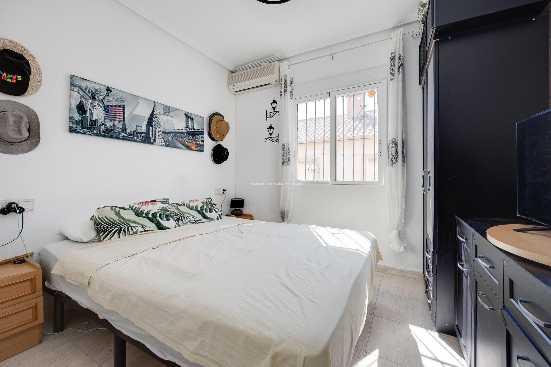 Resale - Bungalow - Torrevieja - Aguas nuevas