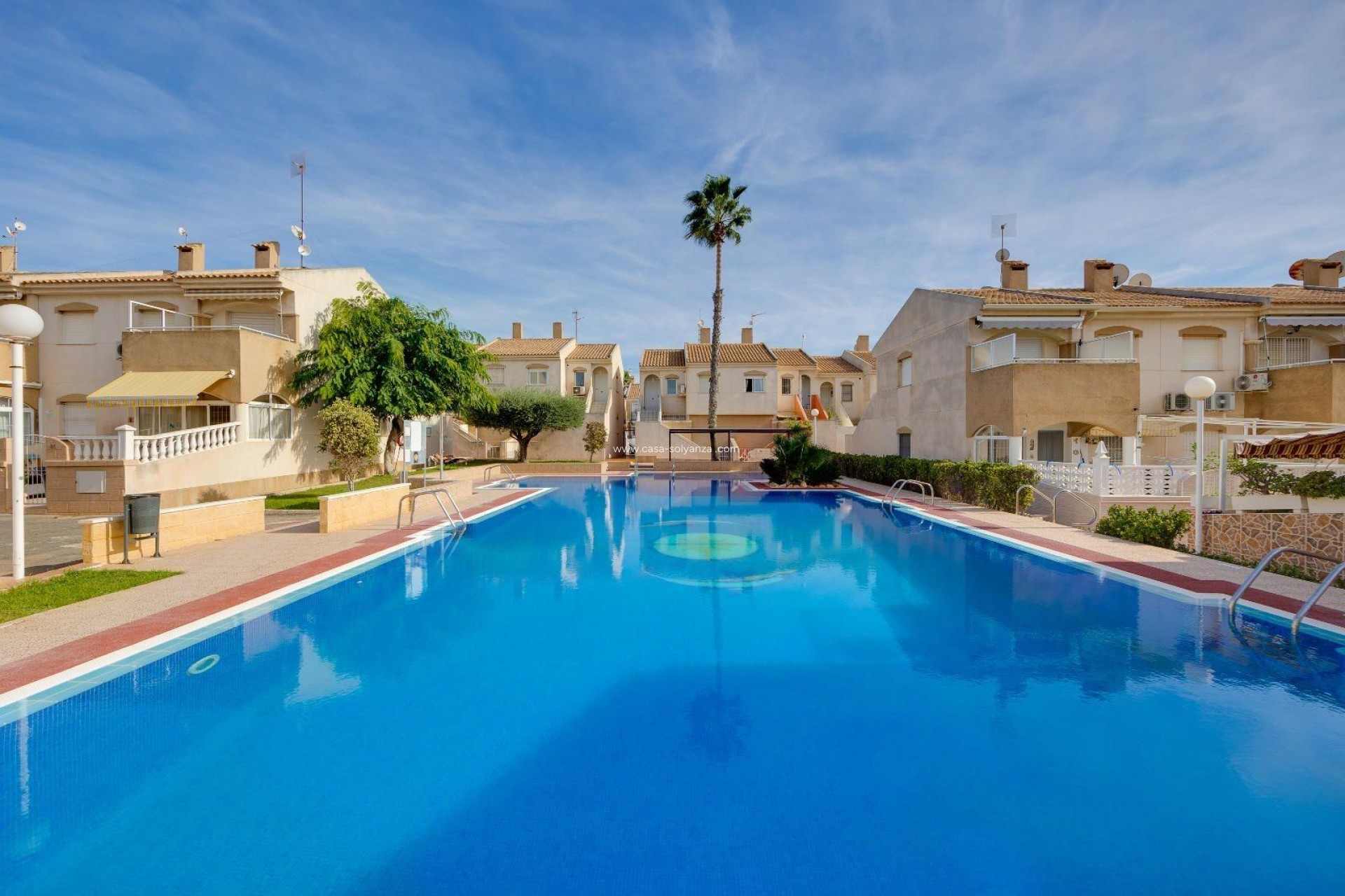 Resale - Bungalow - Torrevieja - Aguas nuevas
