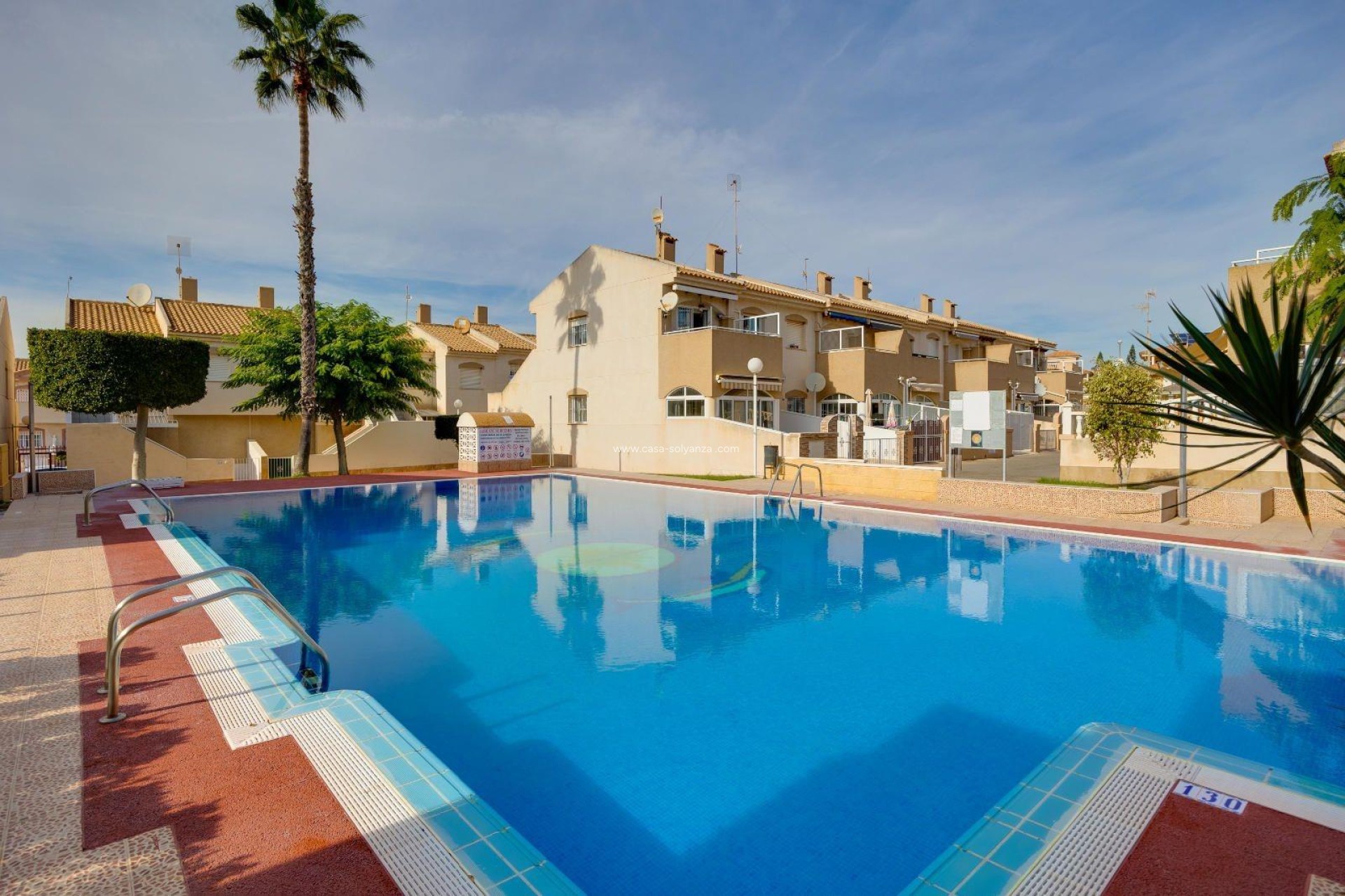 Resale - Bungalow - Torrevieja - Aguas nuevas