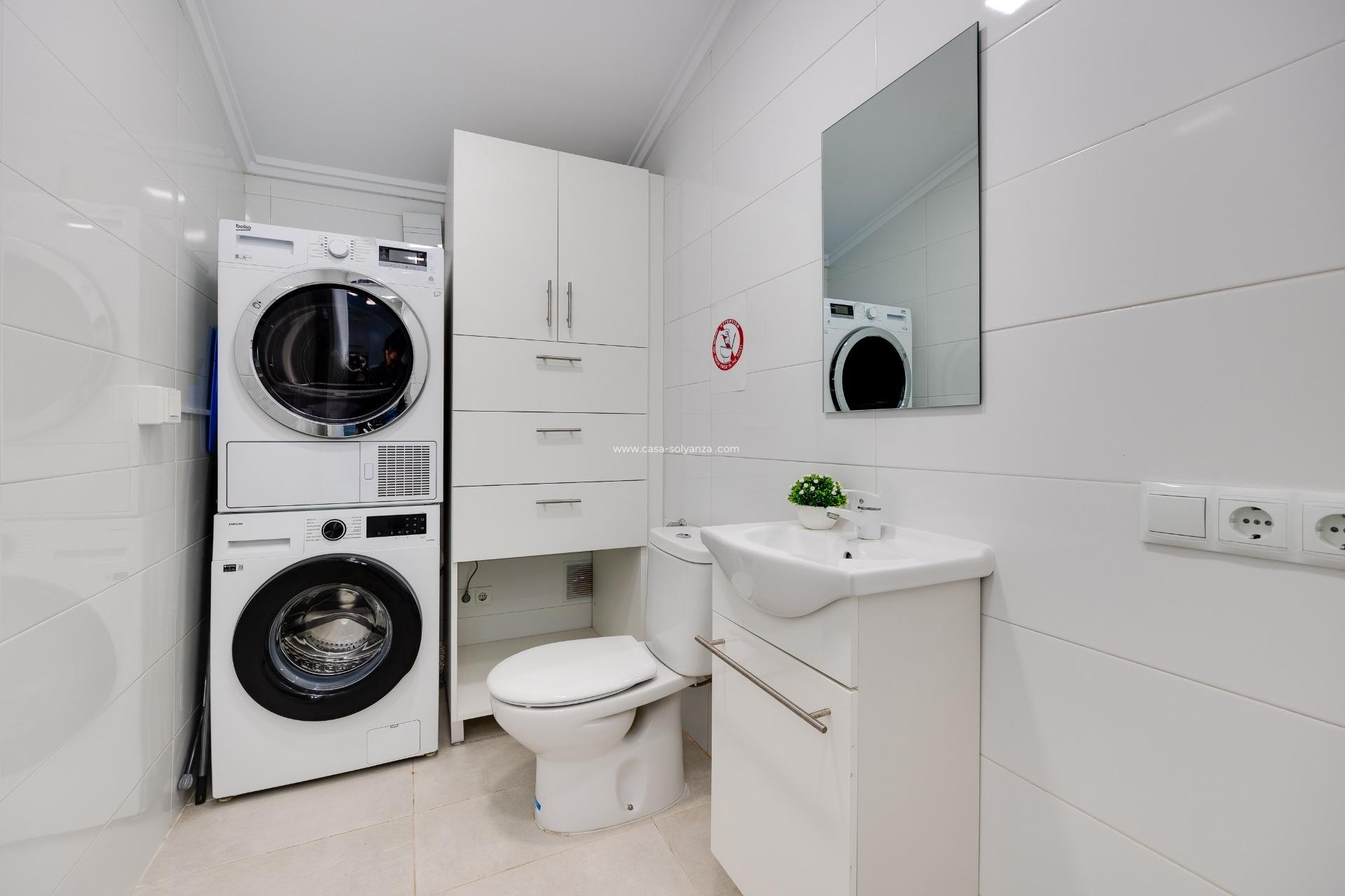 Resale - Bungalow - Torrevieja - Aguas nuevas