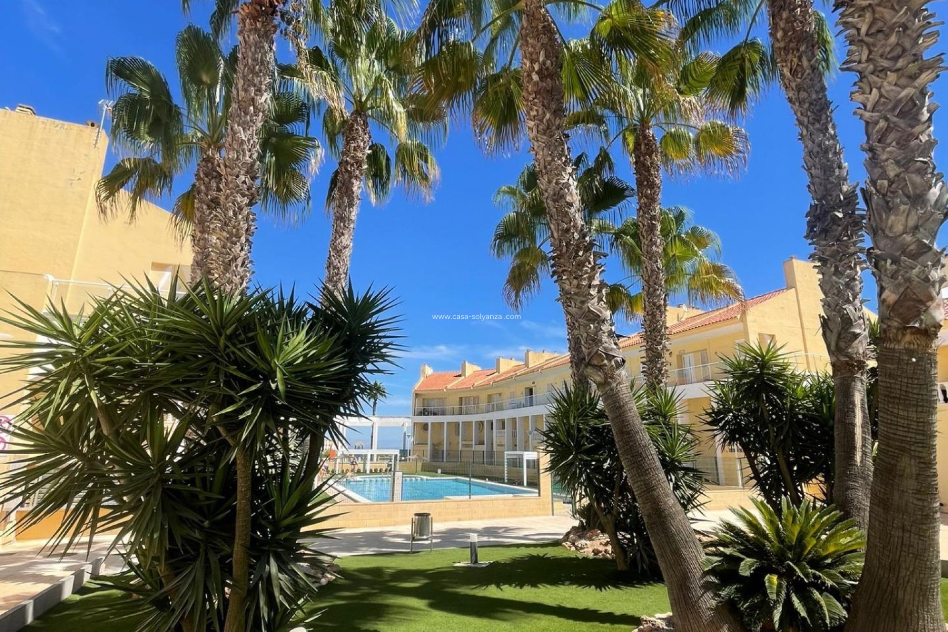 Resale - Bungalow - Torrevieja - Aguas nuevas