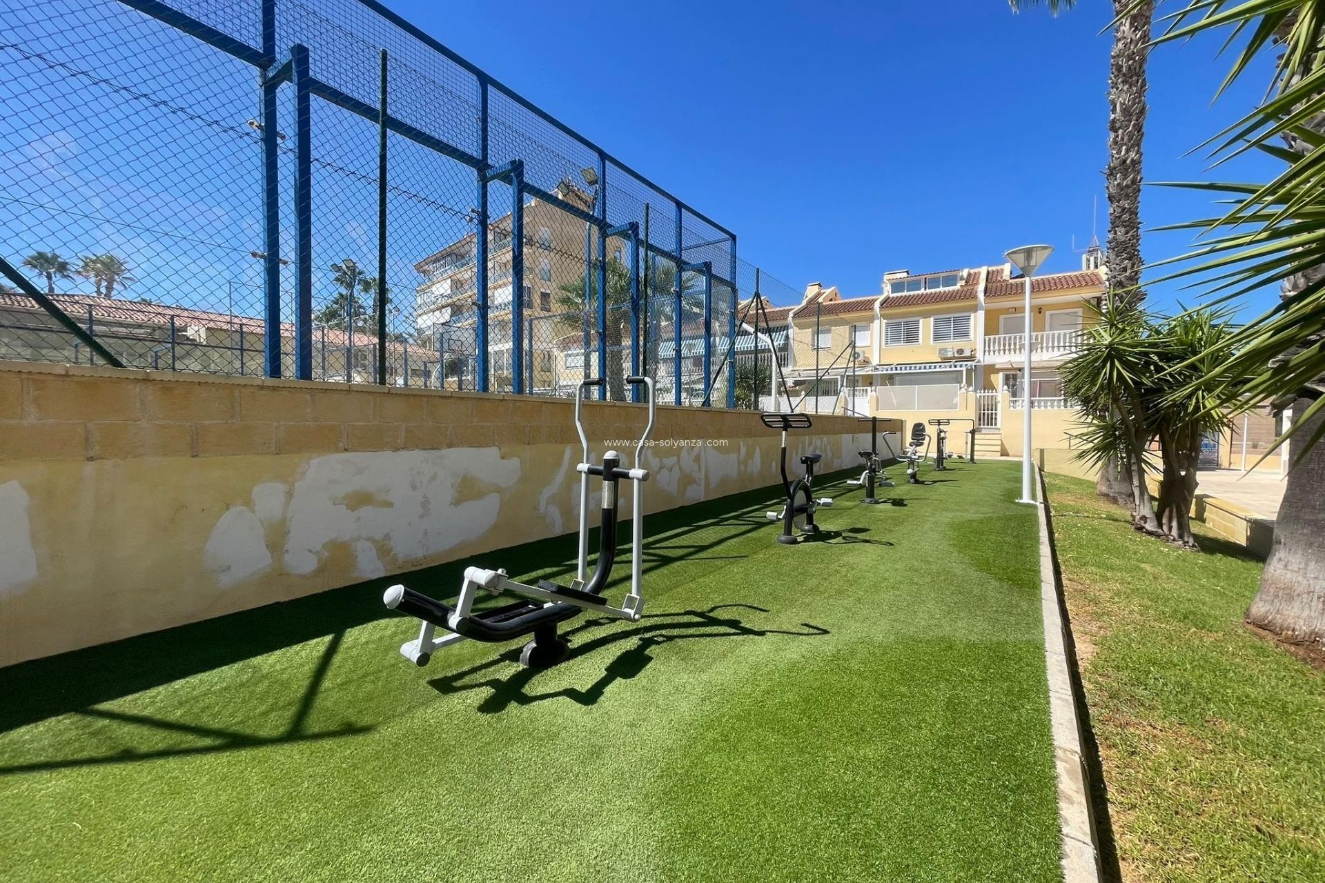 Resale - Bungalow - Torrevieja - Aguas nuevas