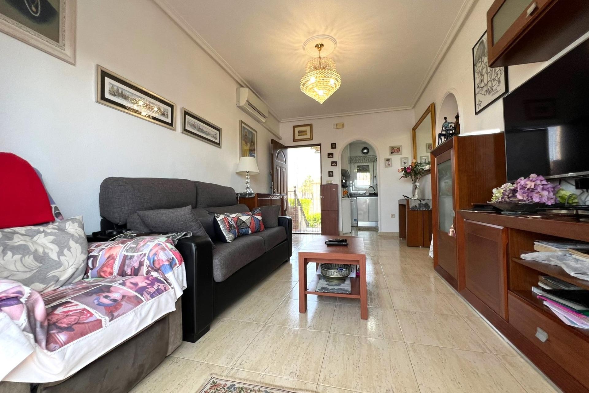 Resale - Bungalow - Torrevieja - Aguas nuevas
