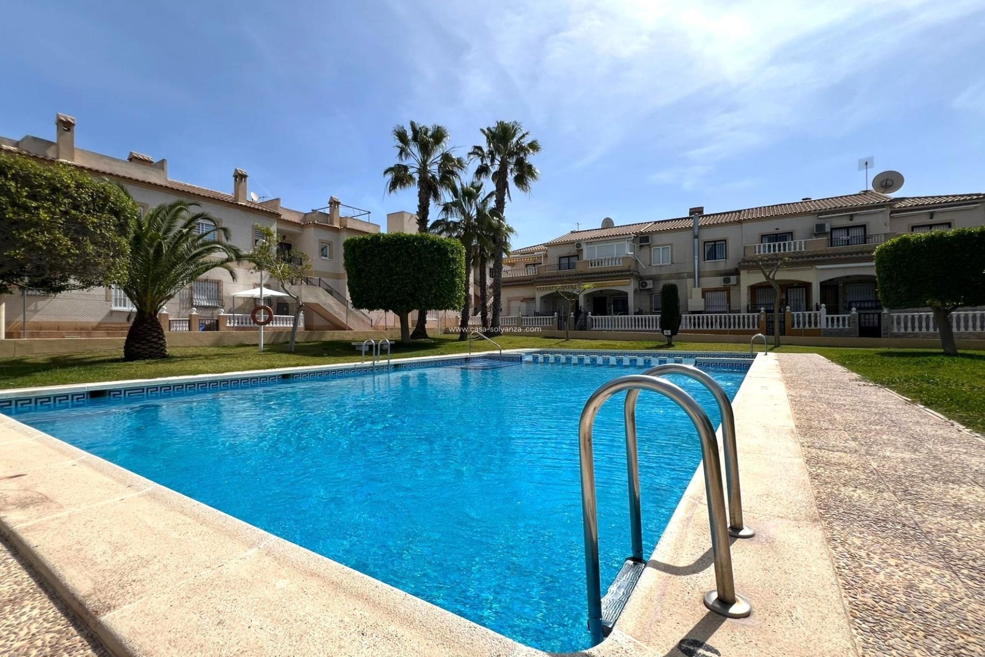 Resale - Bungalow - Torrevieja - Aguas nuevas