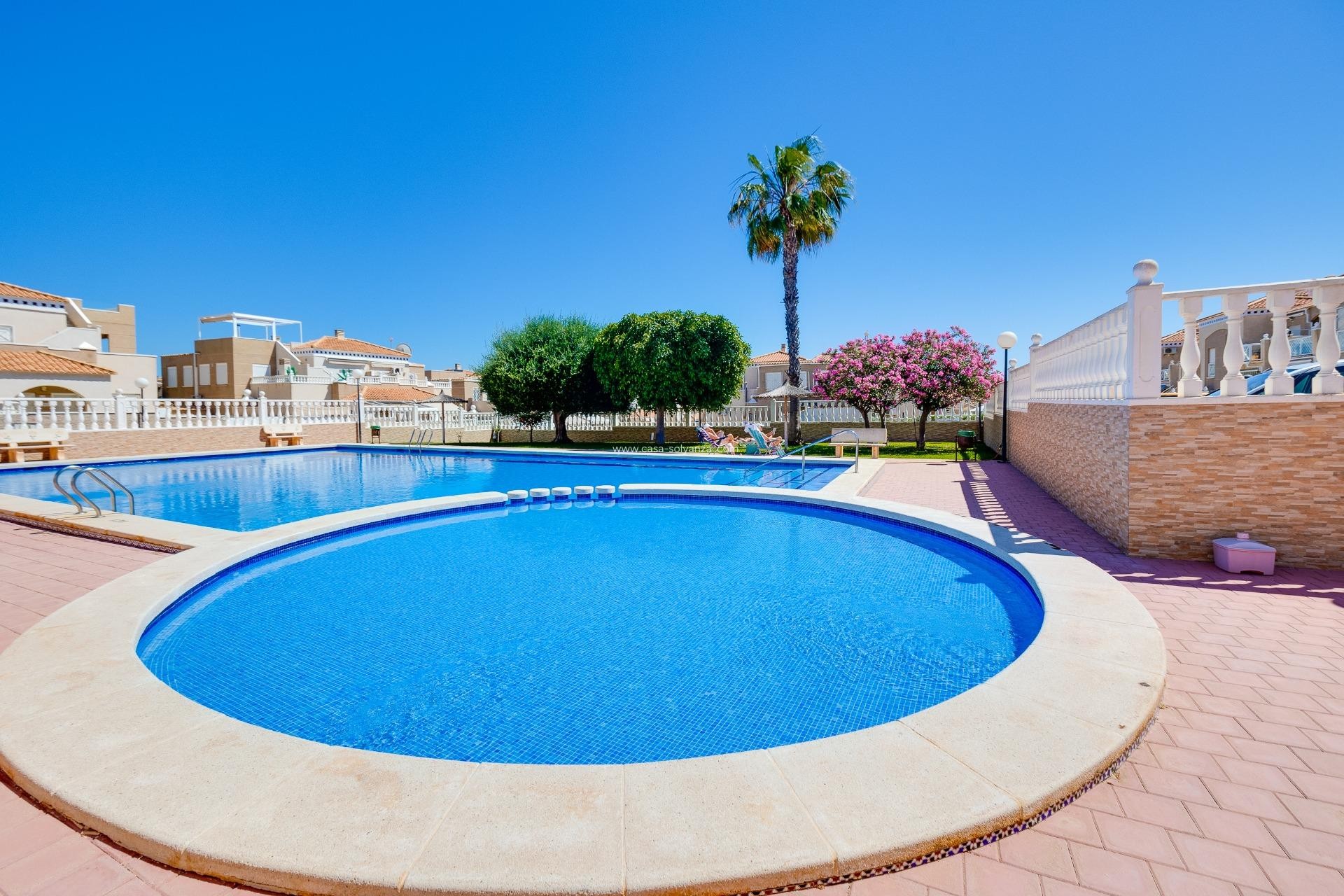 Resale - Bungalow - Torrevieja - Aguas nuevas
