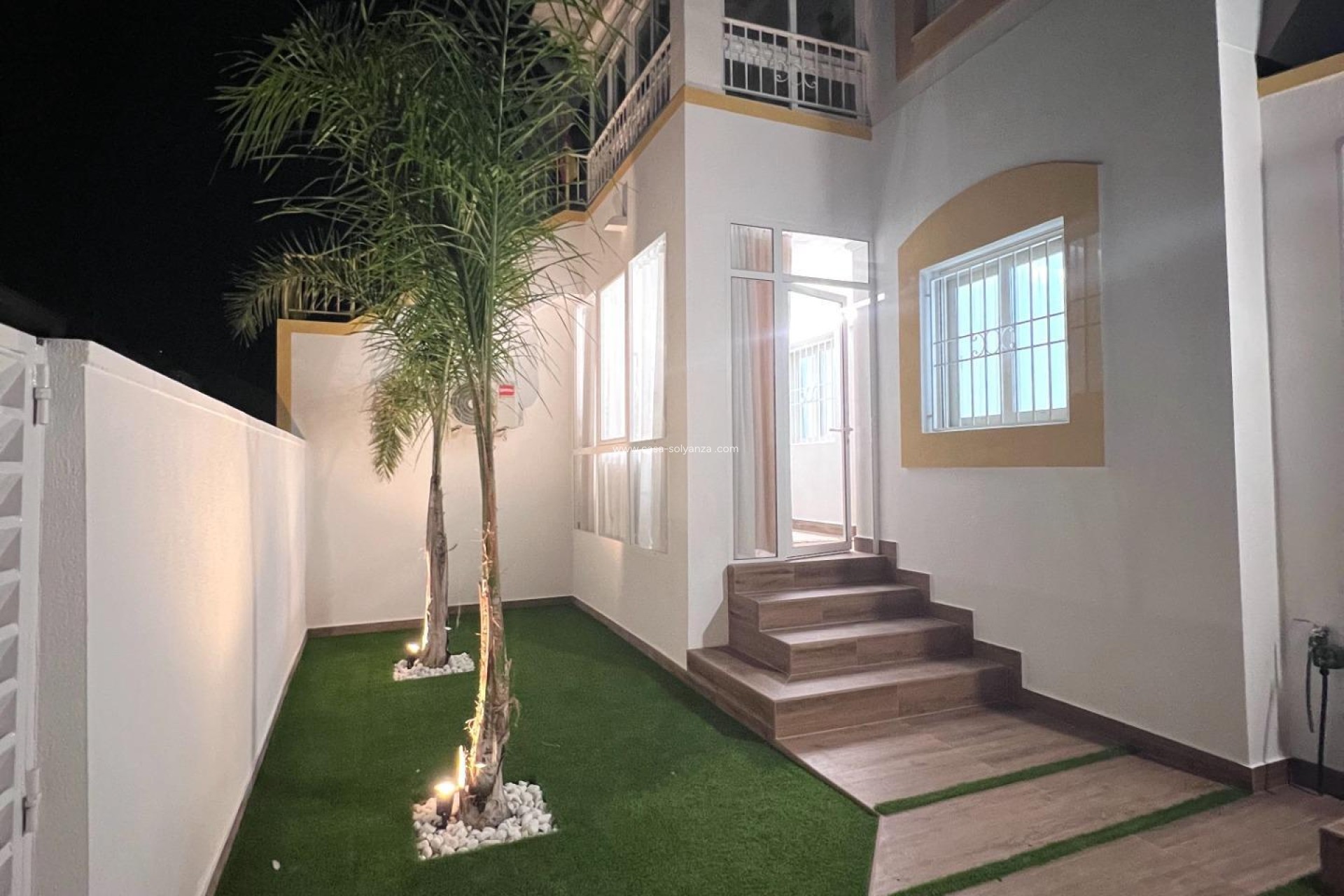 Resale - Bungalow - Torrevieja - Center