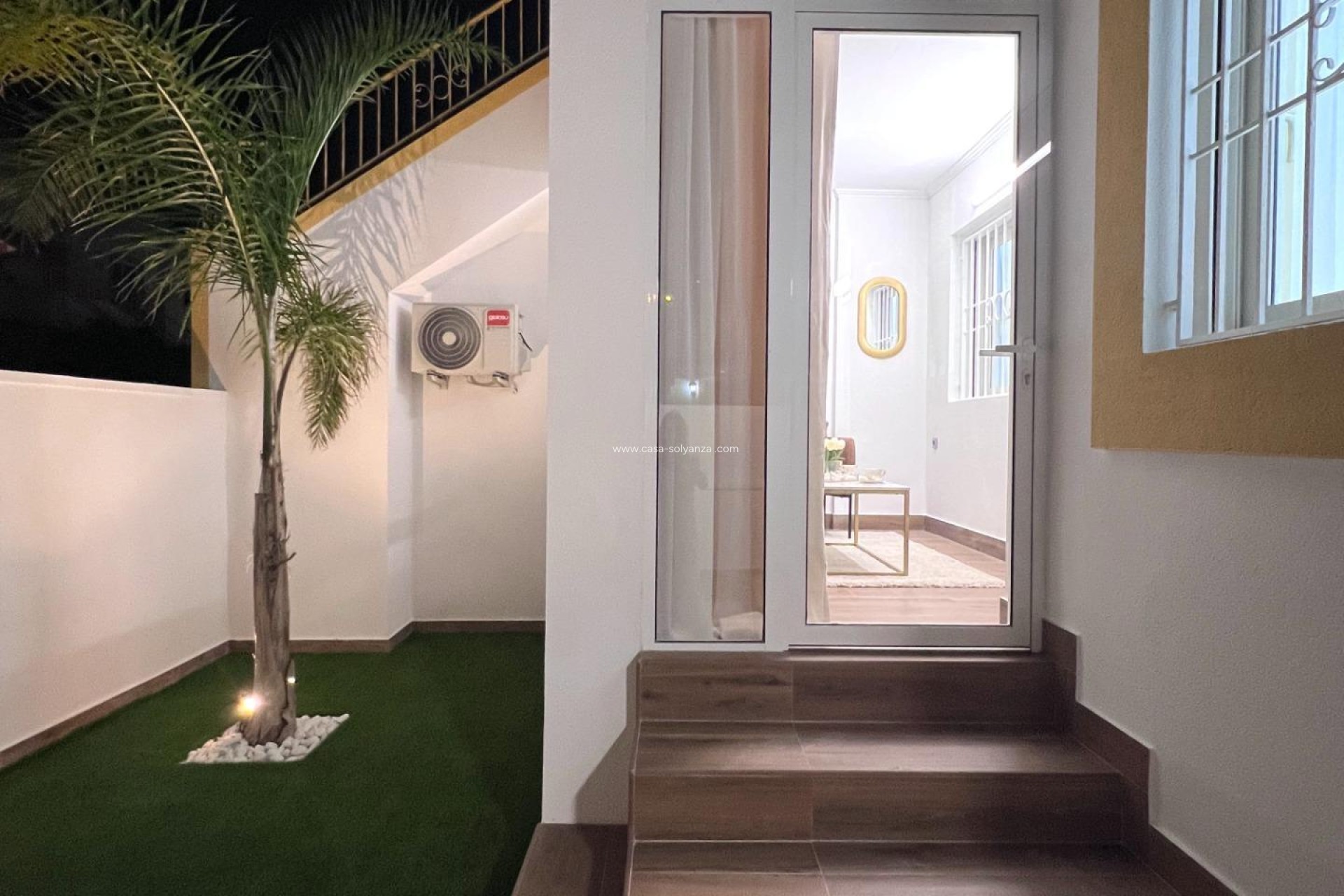 Resale - Bungalow - Torrevieja - Center