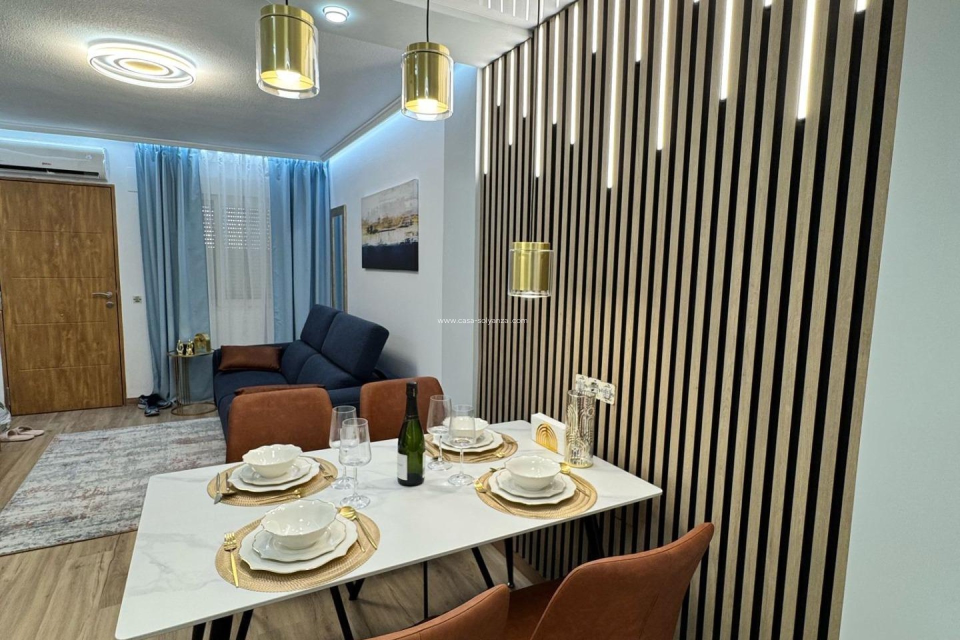 Resale - Bungalow - Torrevieja - Center
