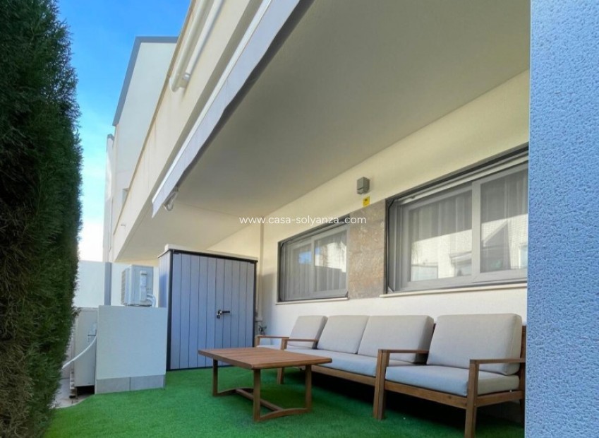 Resale - Bungalow - Torrevieja - Costa Blanca