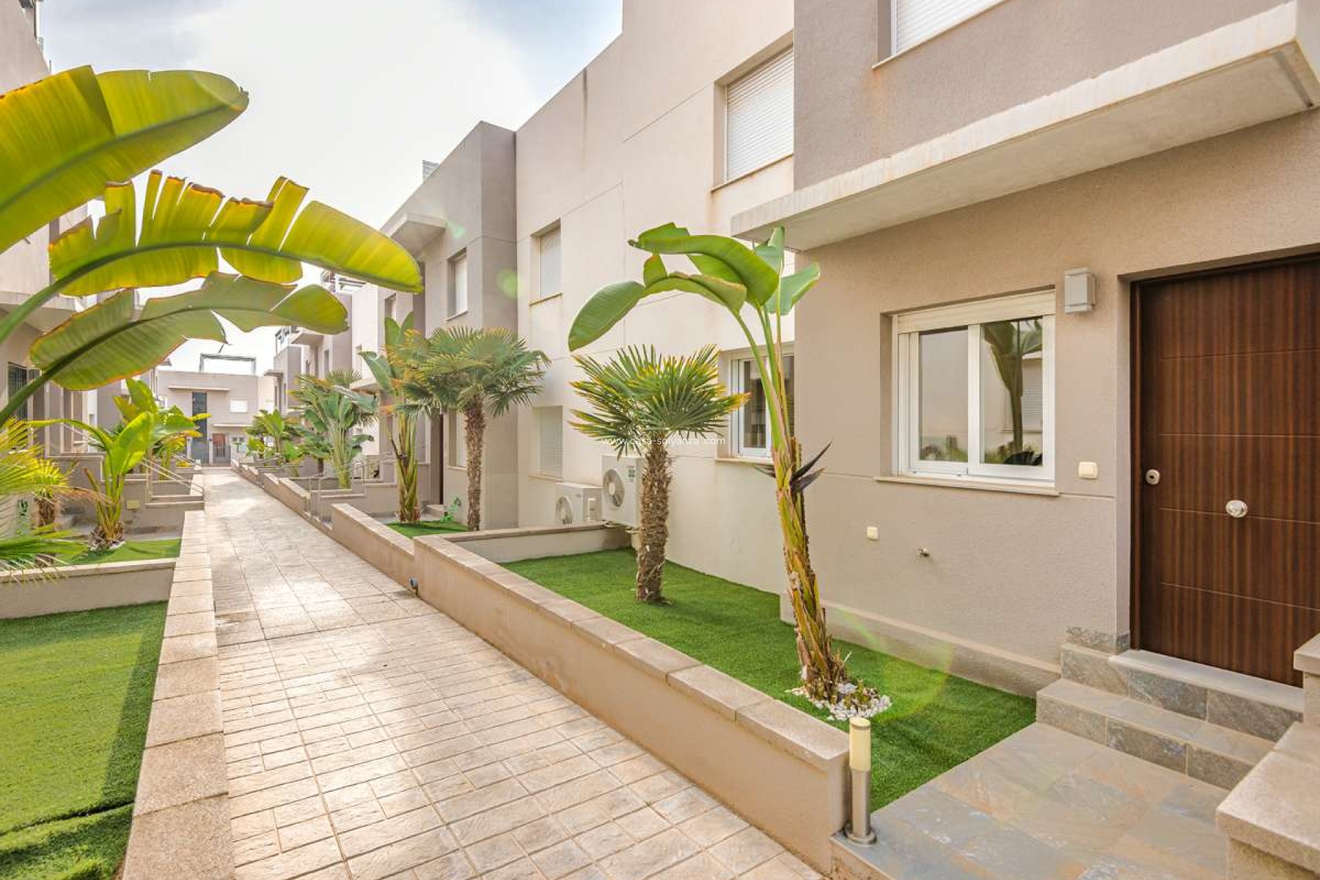 Resale - Bungalow - Torrevieja - Costa Blanca