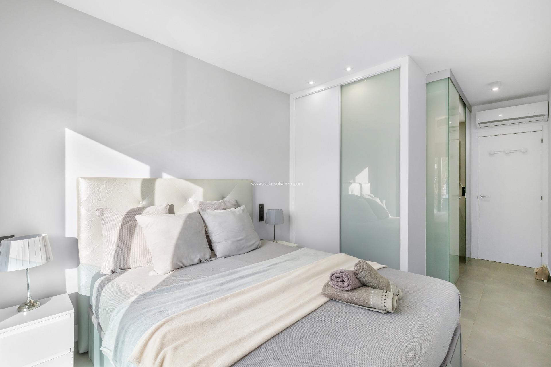 Resale - Bungalow - Torrevieja - Costa Blanca