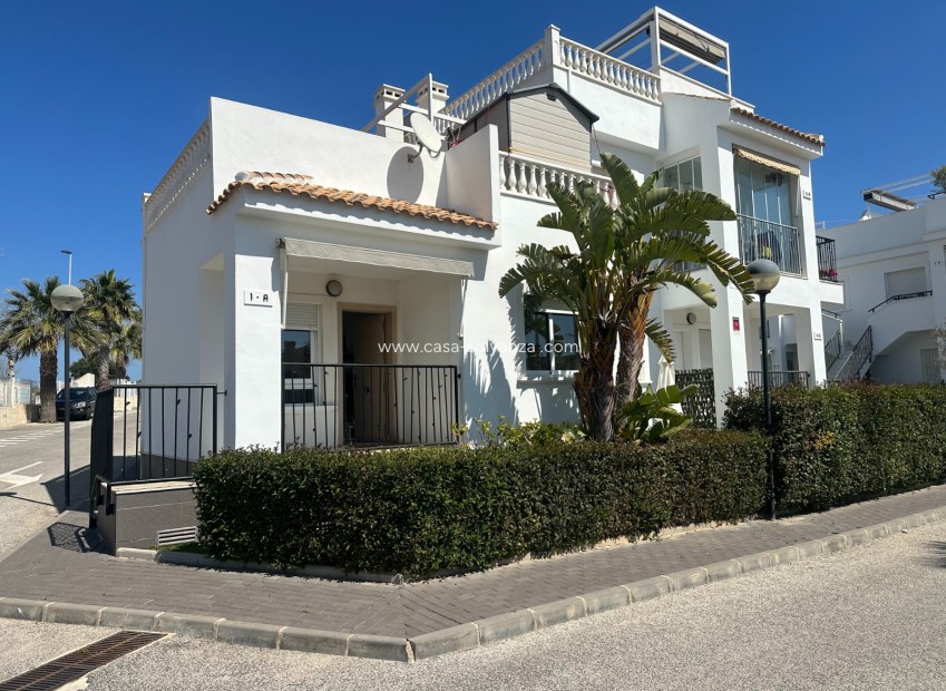 Resale - Bungalow - Torrevieja - Costa Blanca