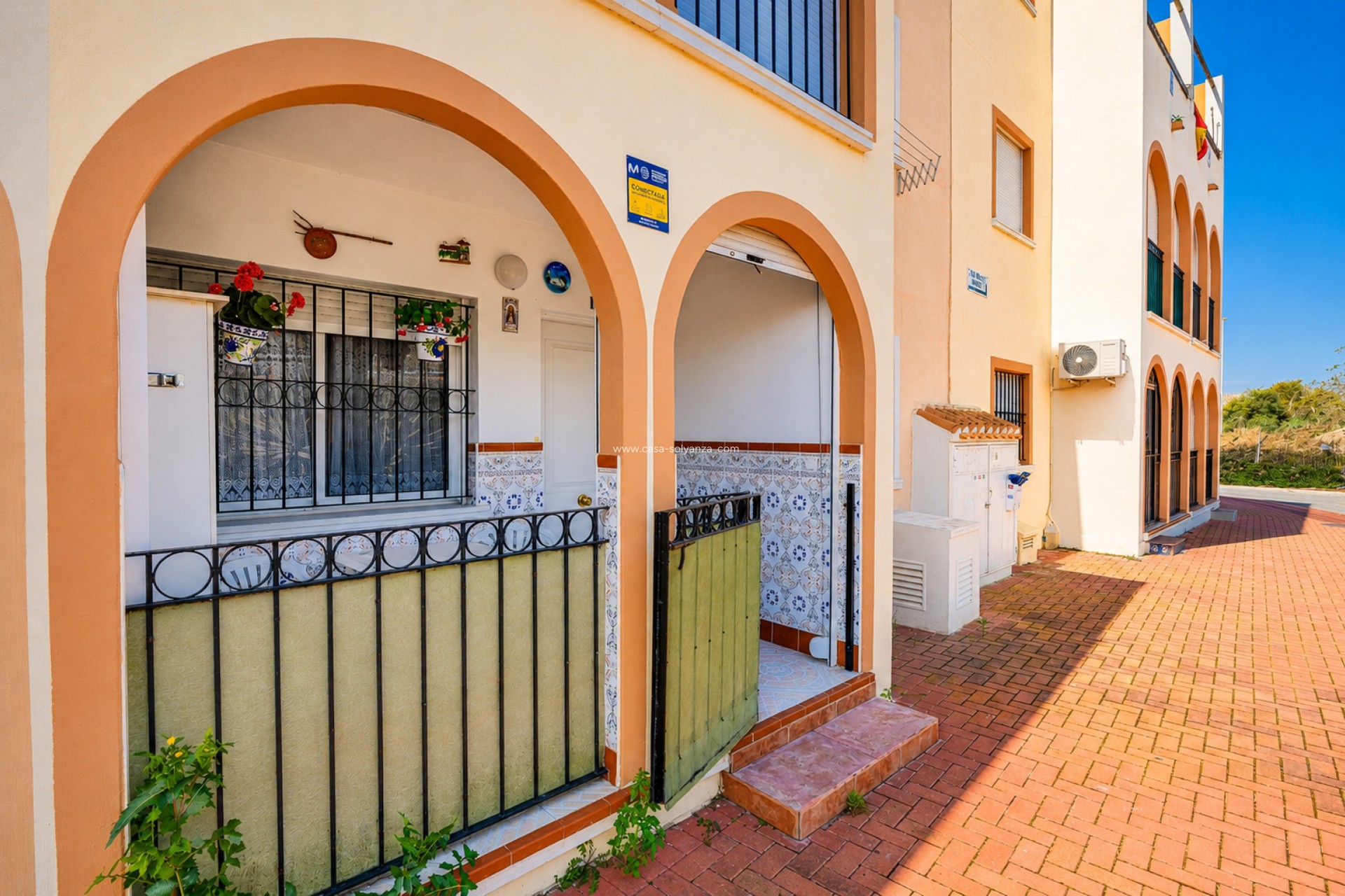 Resale - Bungalow - Torrevieja - Costa Blanca