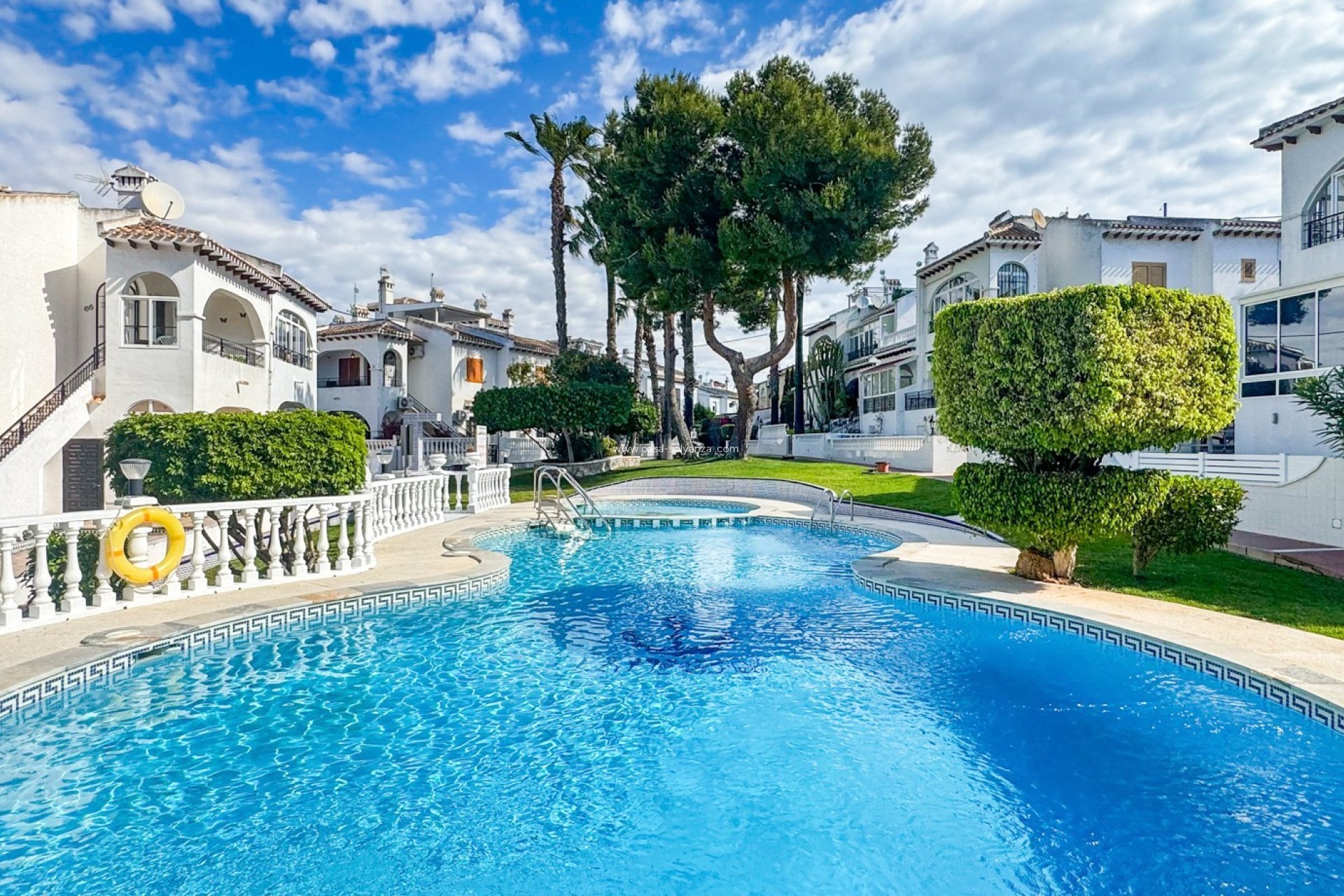 Resale - Bungalow - Torrevieja - Costa Blanca