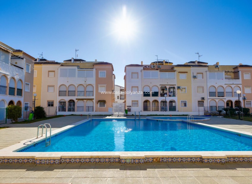 Resale - Bungalow - Torrevieja - Costa Blanca