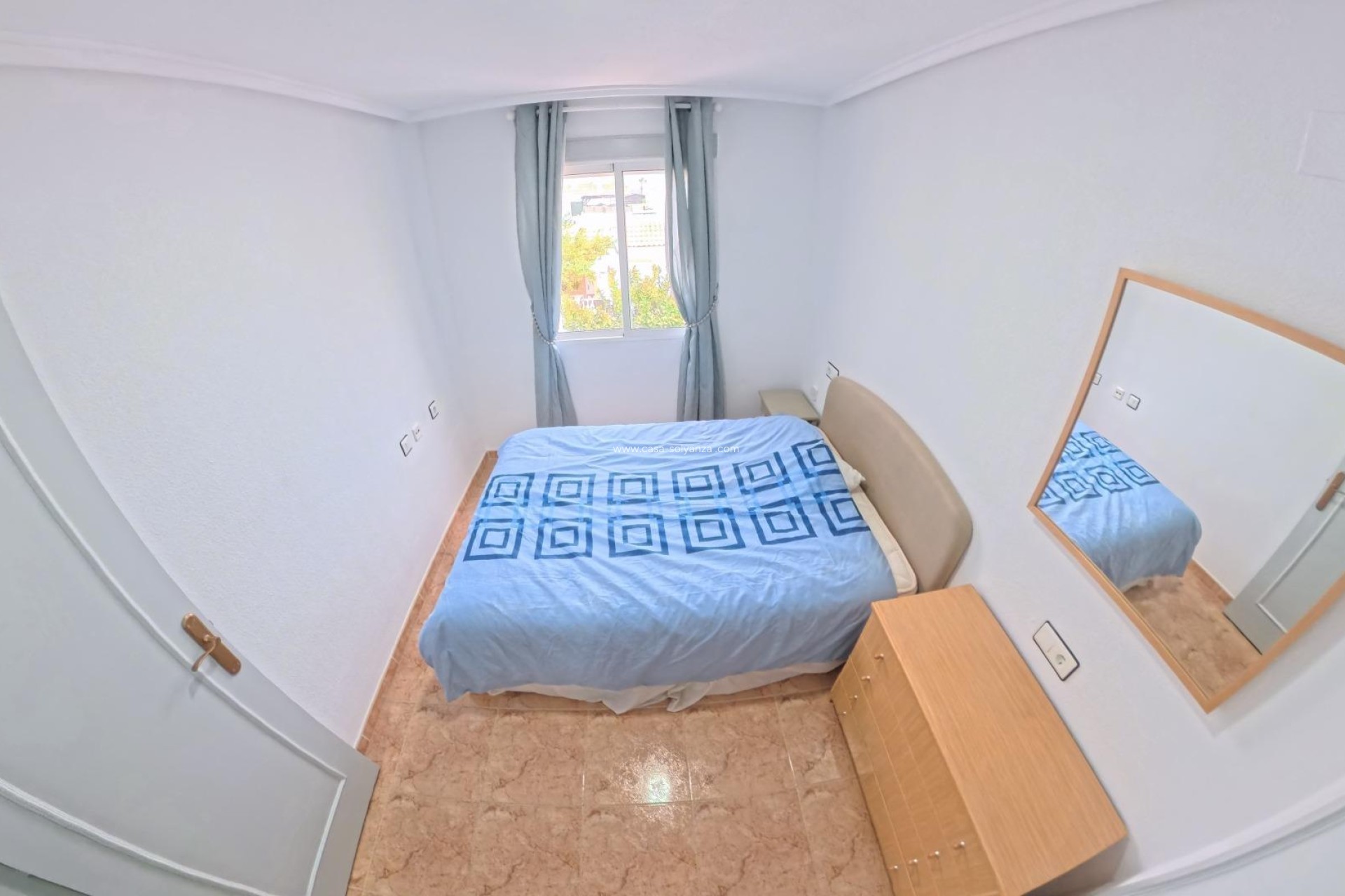 Resale - Bungalow - Torrevieja - El Limonar