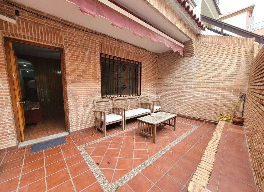 Resale - Bungalow - Torrevieja - Playa de los Locos