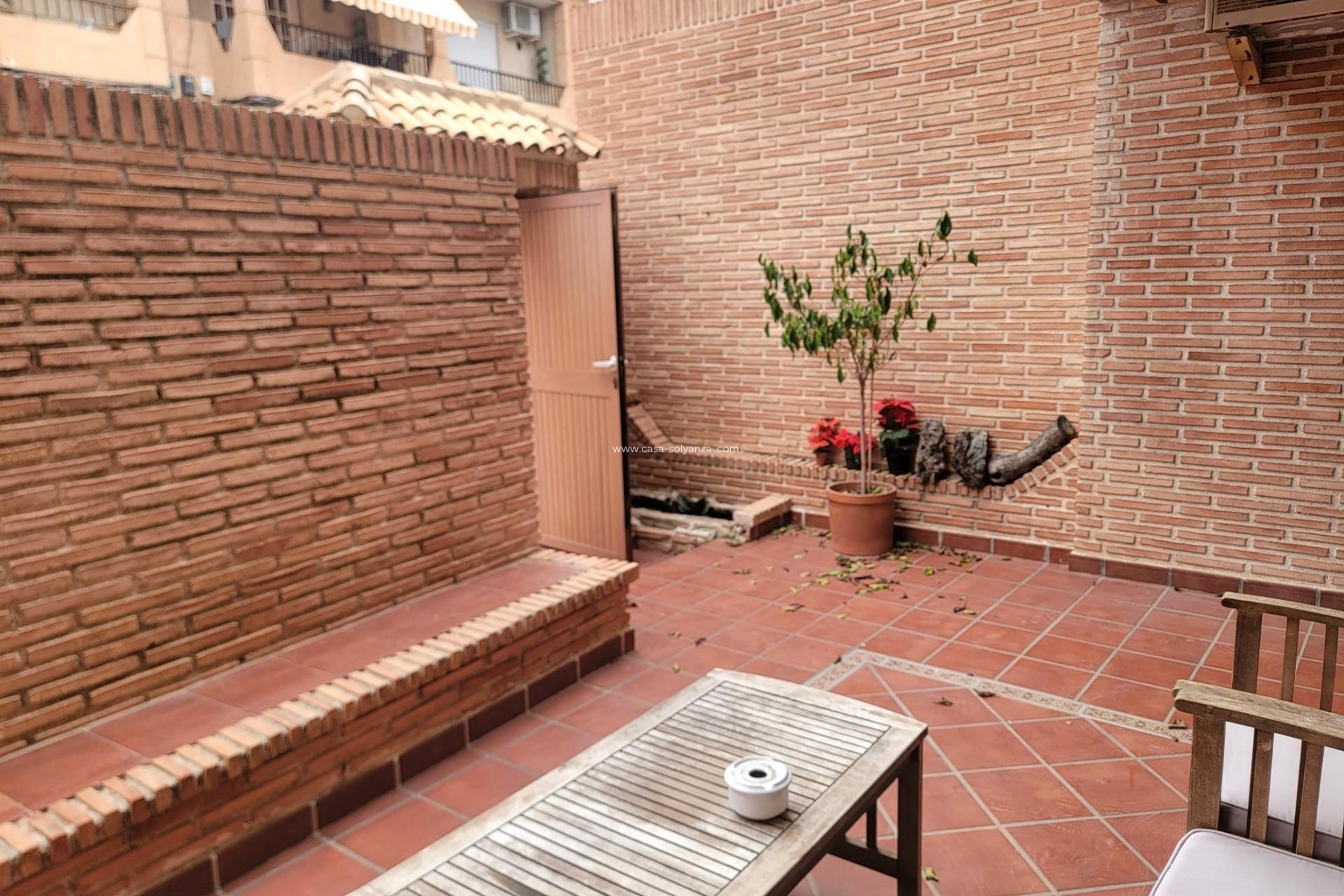 Resale - Bungalow - Torrevieja - Playa de los Locos