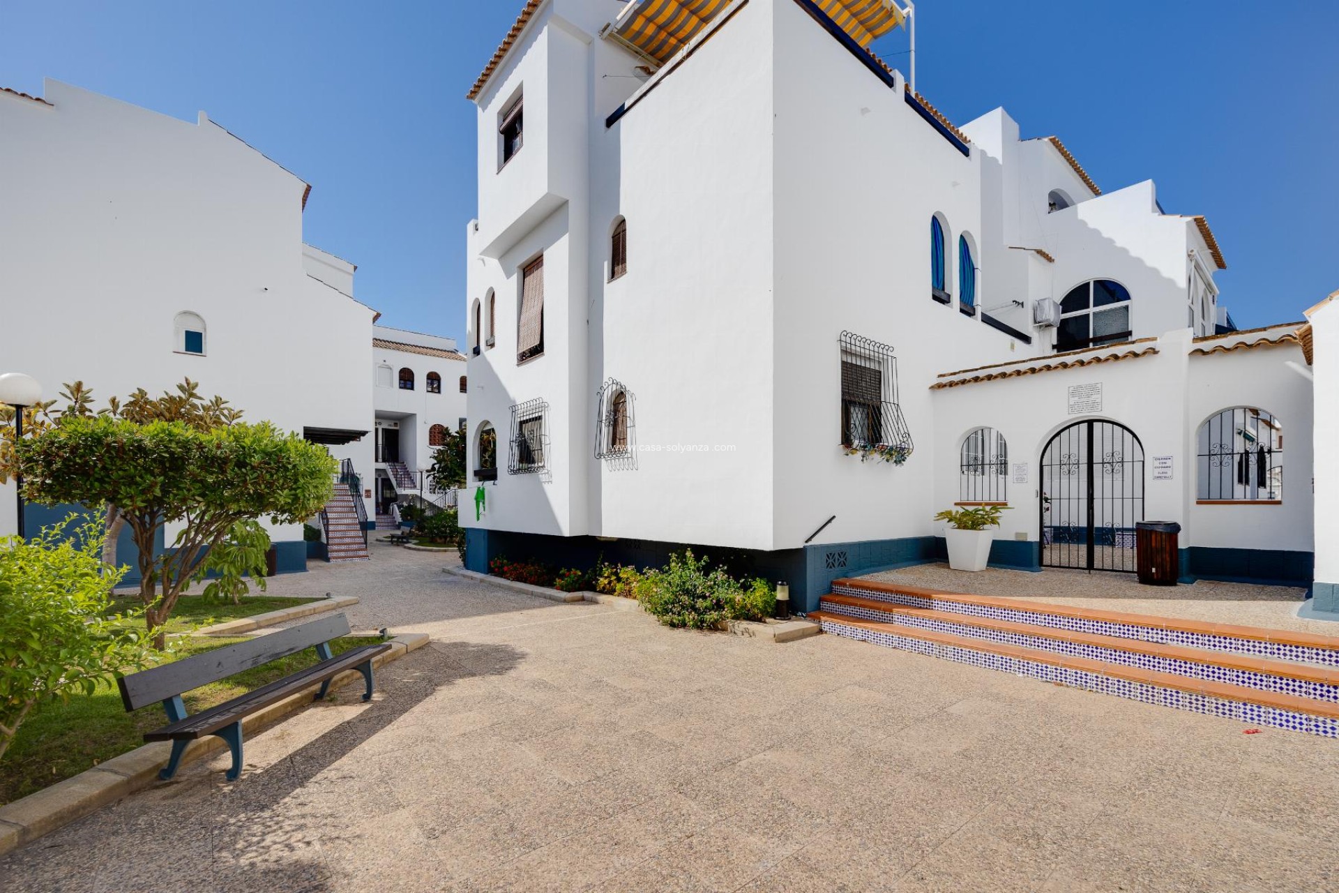 Resale - Bungalow - Torrevieja - Playa De Los Naufragos