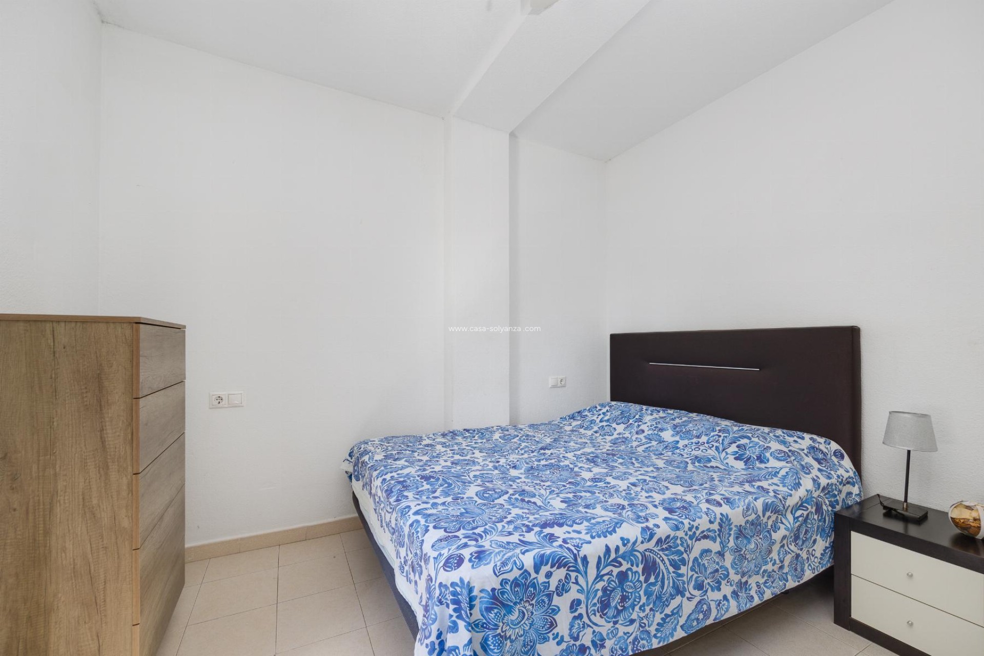 Resale - Bungalow - Torrevieja - Playa De Los Naufragos