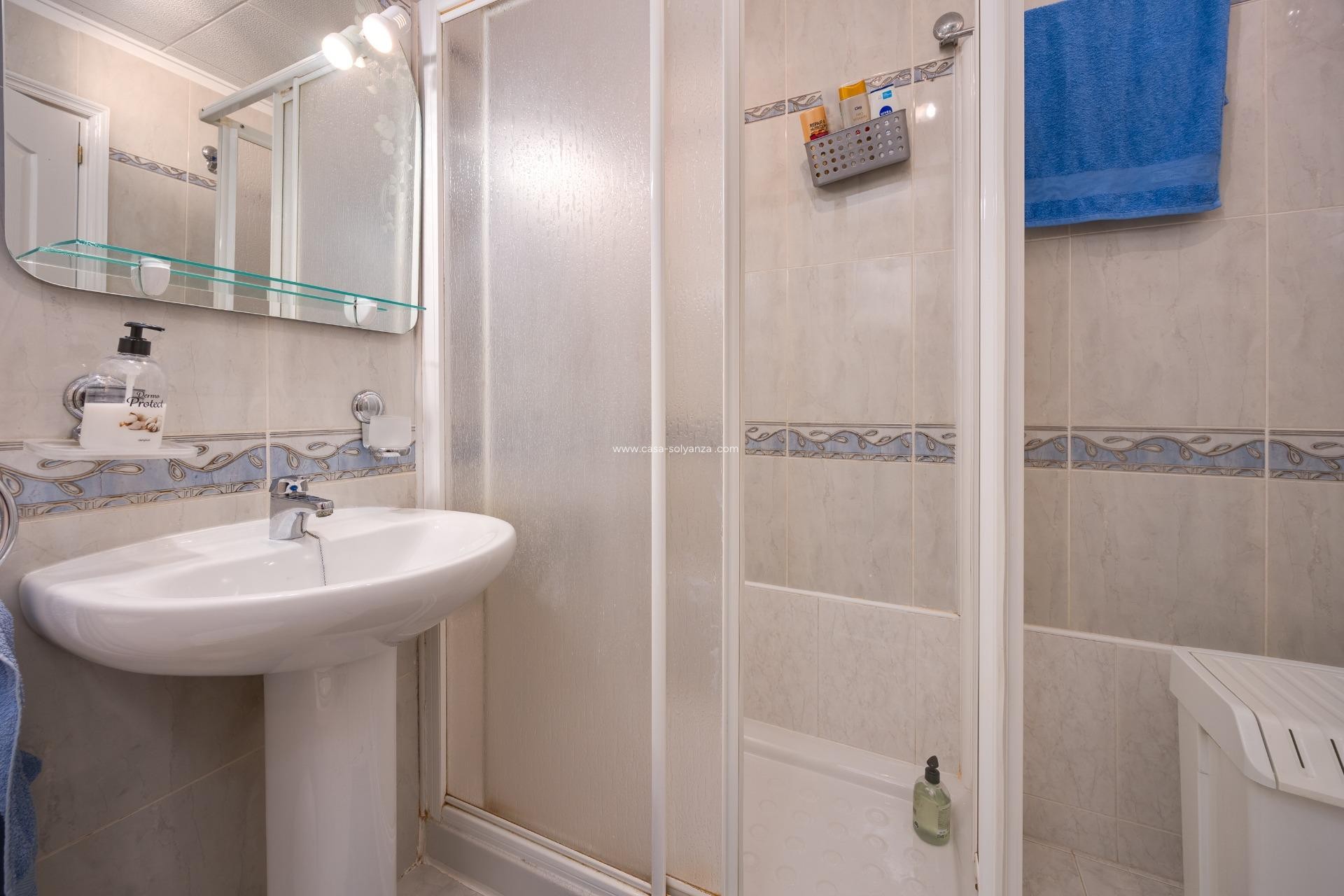 Resale - Bungalow - Torrevieja - San Luis