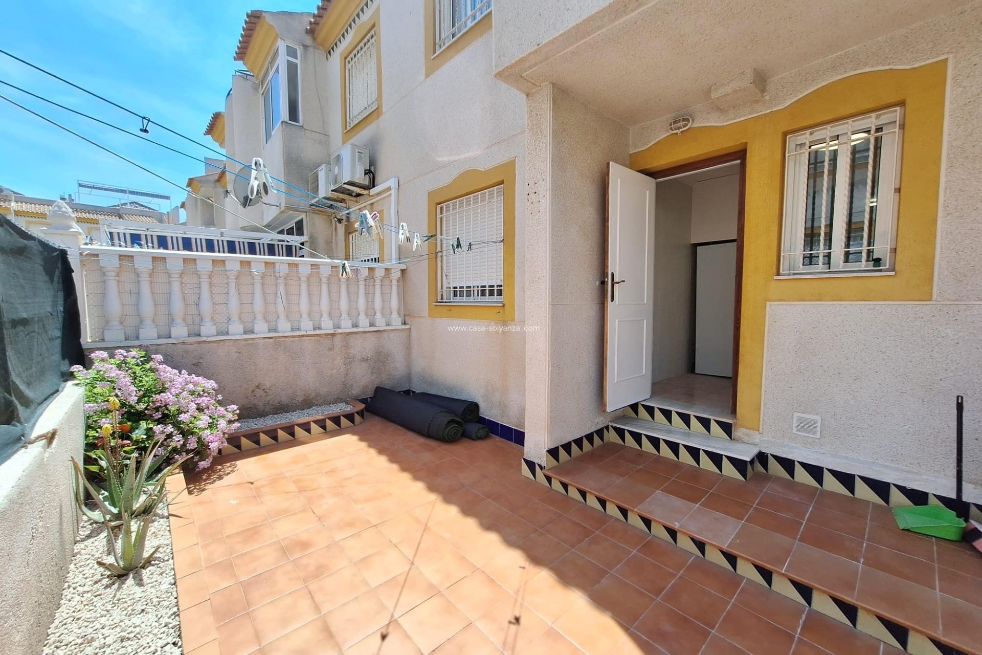 Resale - Bungalow - Torrevieja - Sector 25