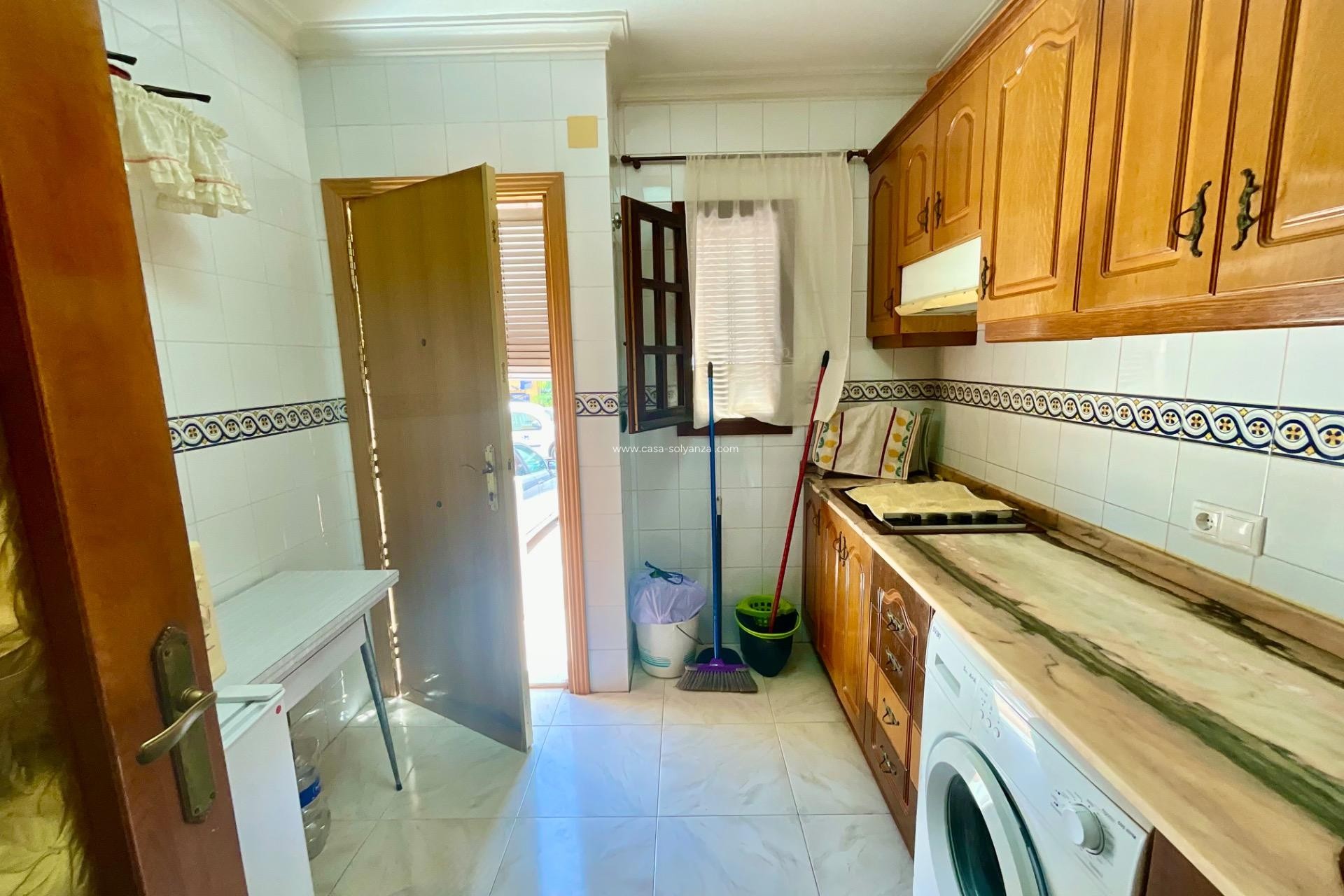 Resale - Bungalow - Torrevieja - Torreblanca