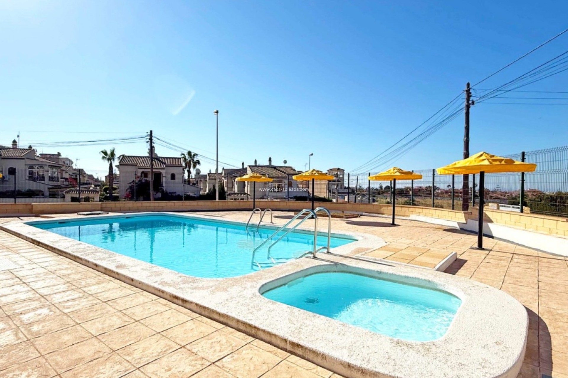 Resale - Bungalow - Torrevieja - Torreblanca