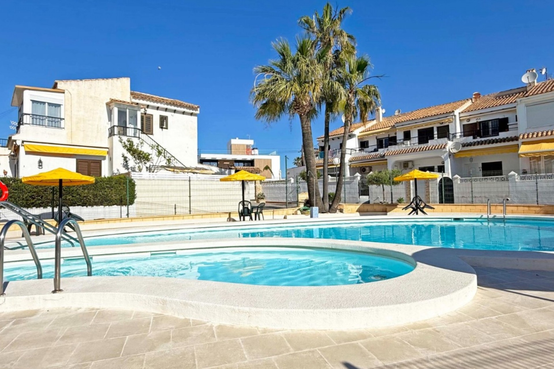 Resale - Bungalow - Torrevieja - Torreblanca