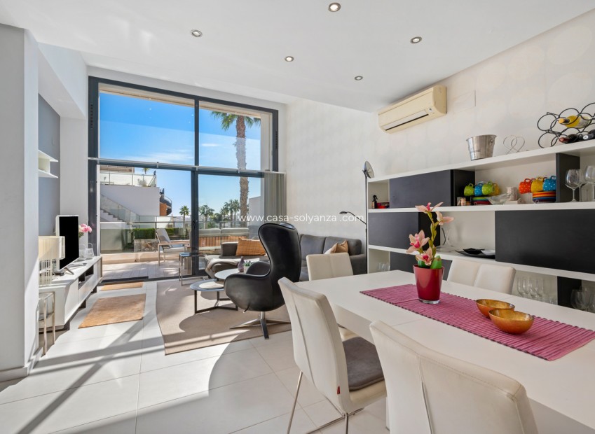 Resale - Bungalow - Torrevieja