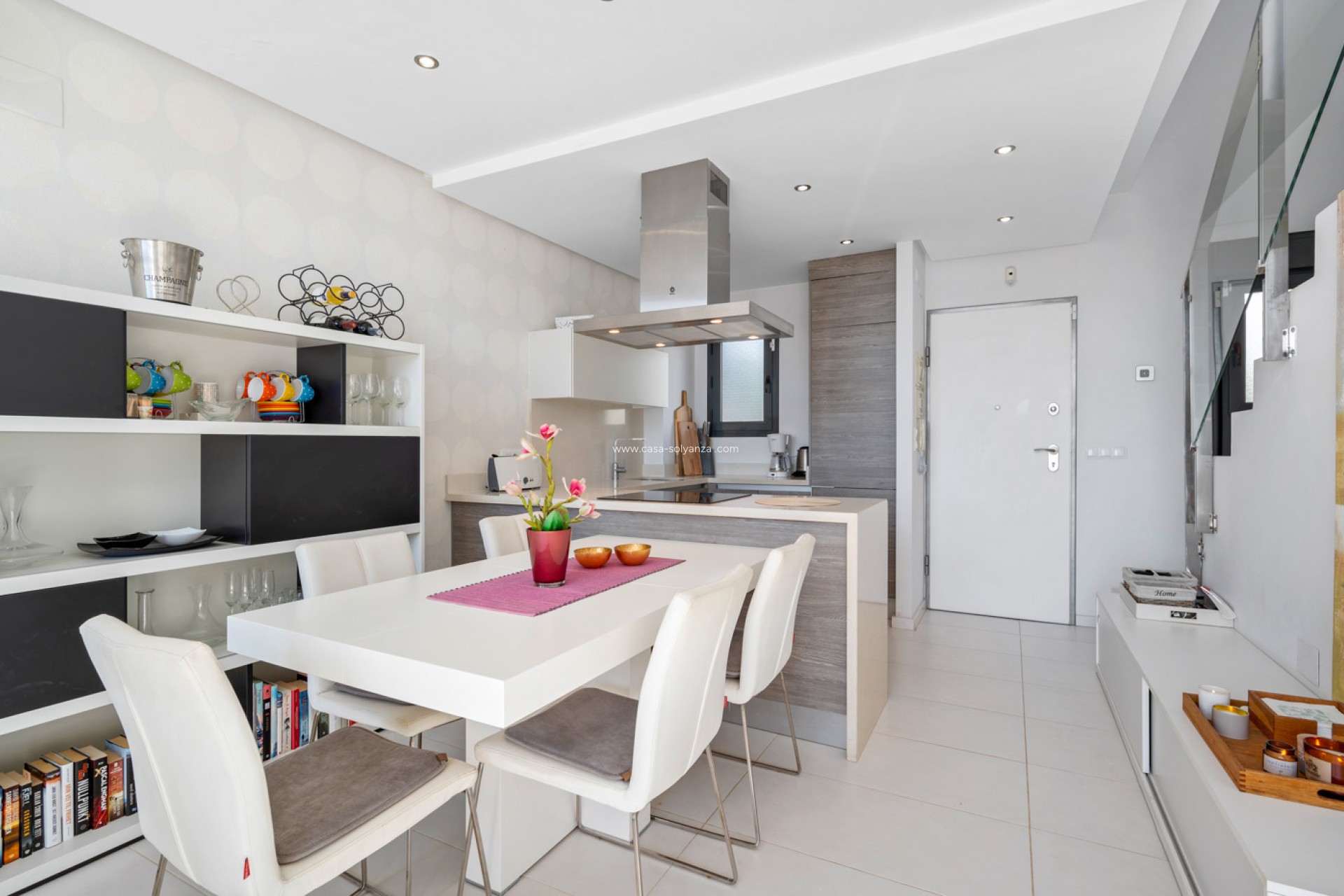 Resale - Bungalow - Torrevieja