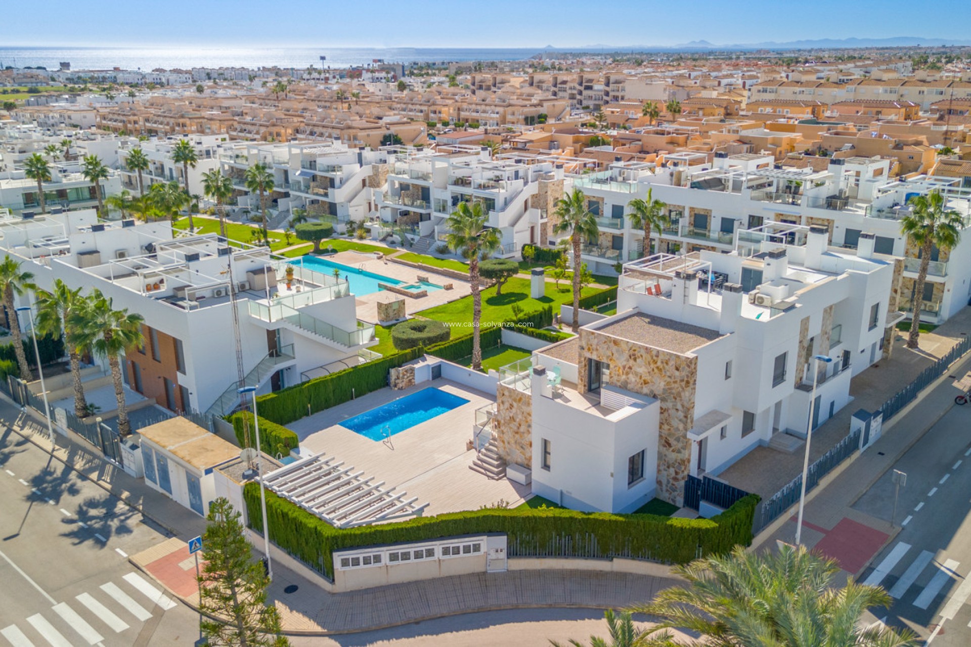 Resale - Bungalow - Torrevieja