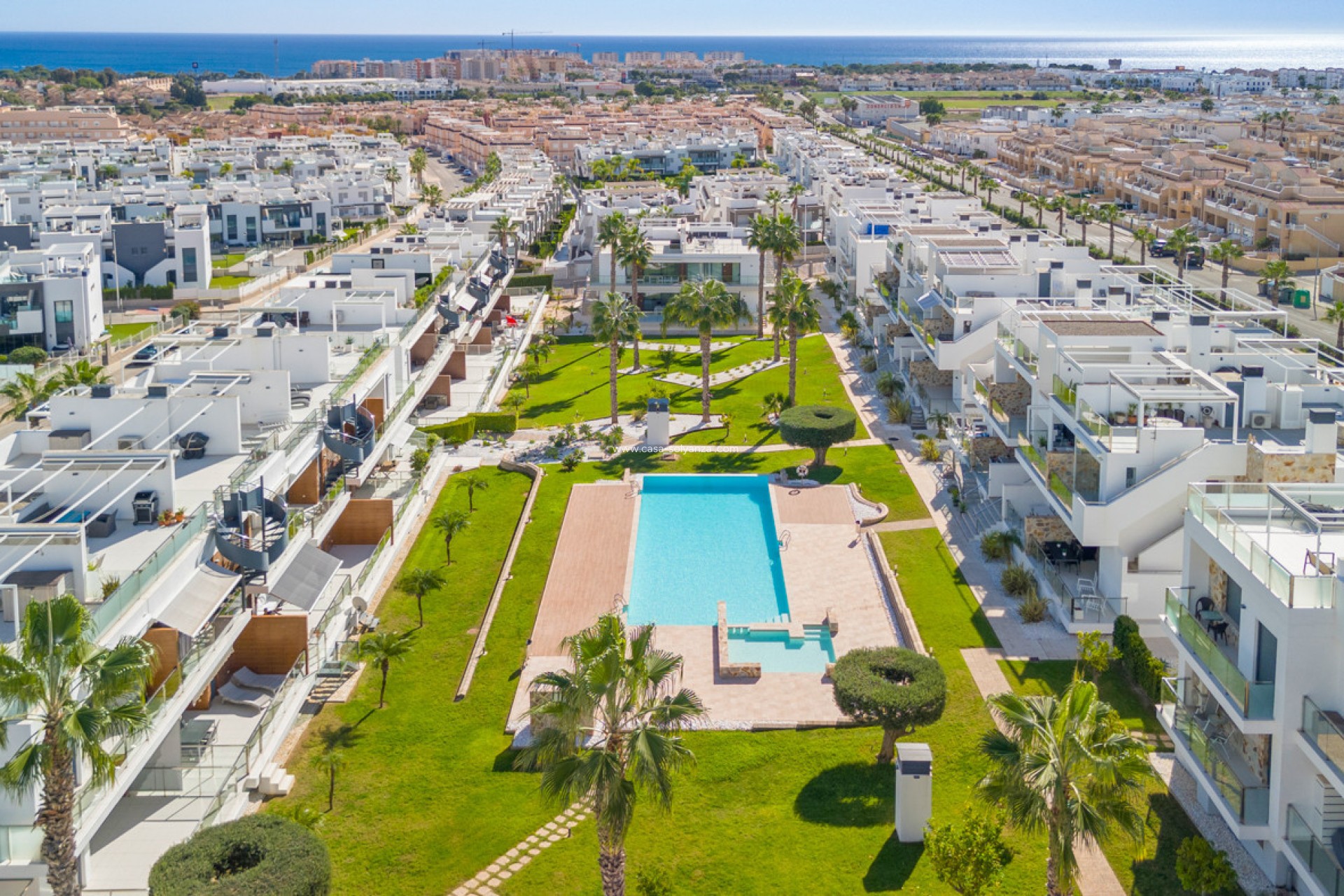 Resale - Bungalow - Torrevieja