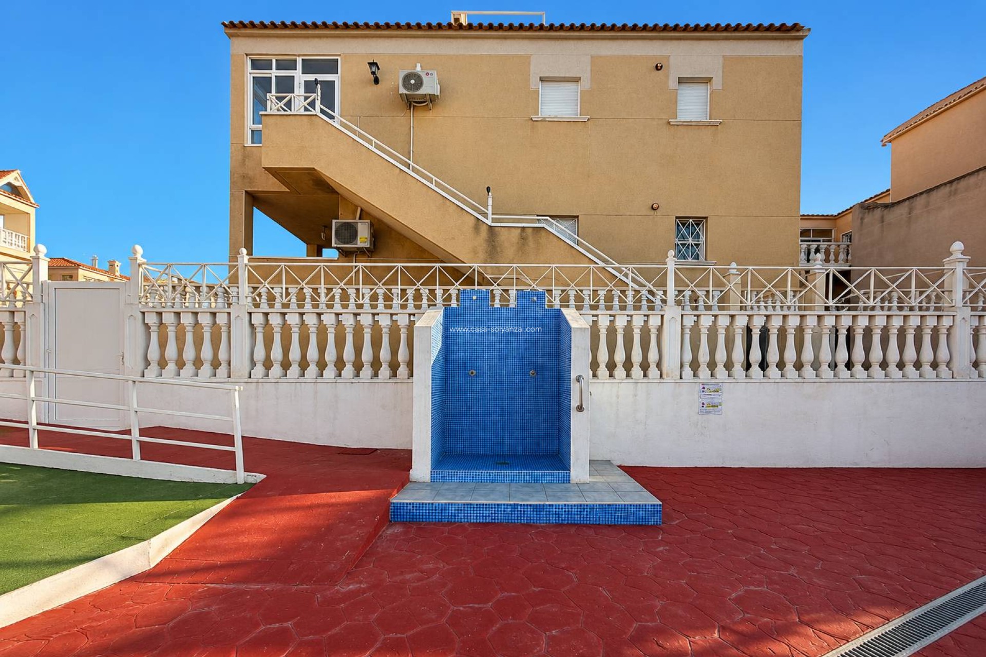 Resale - Bungalow - Torrevieja