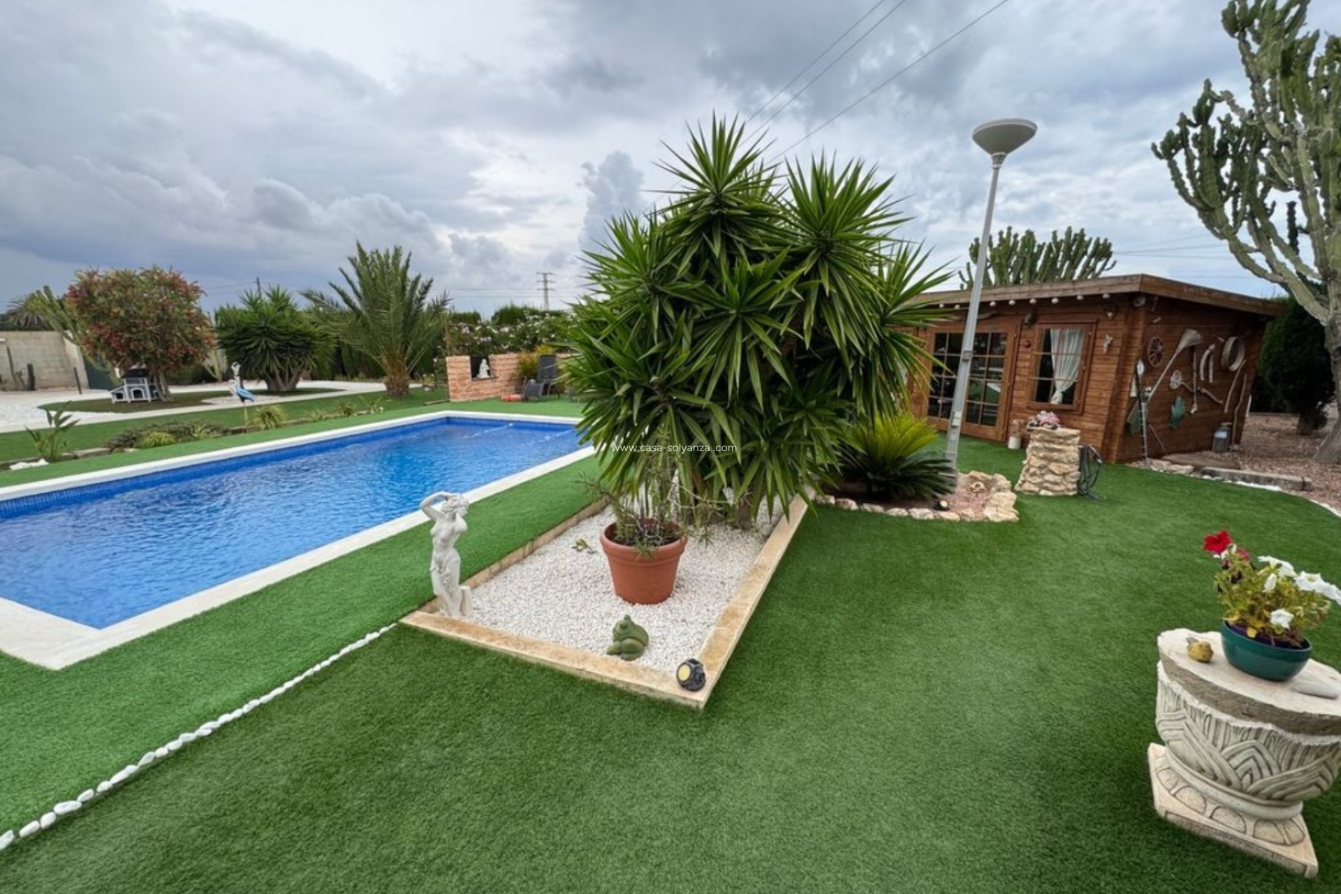 Resale - Chalet / Villa - La Marina