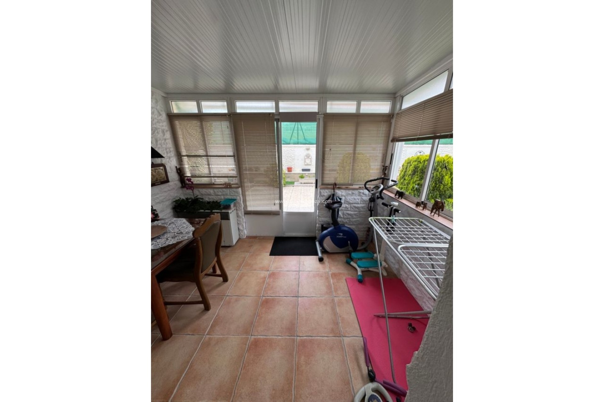 Resale - Chalet / Villa - La Marina