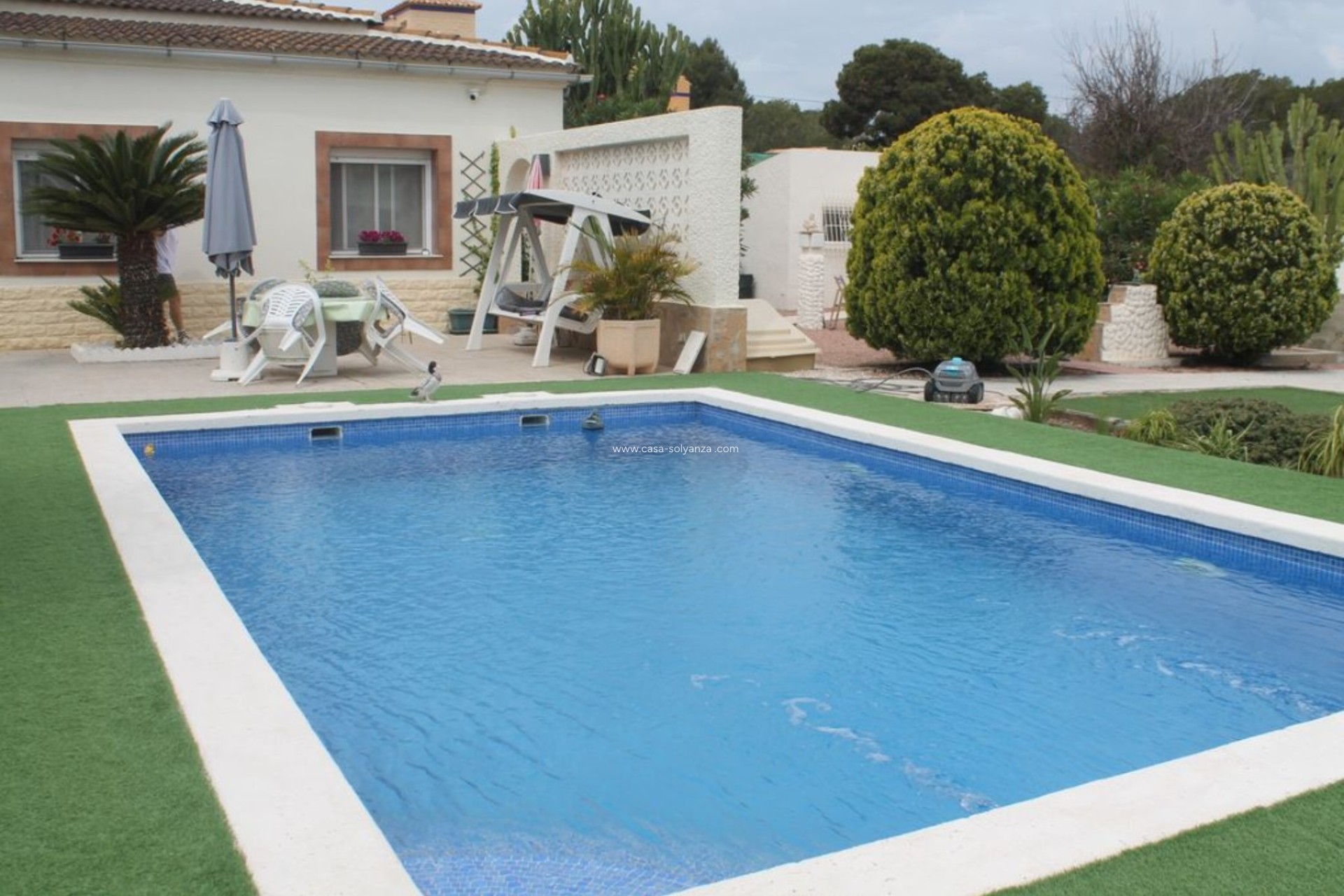 Resale - Chalet / Villa - La Marina