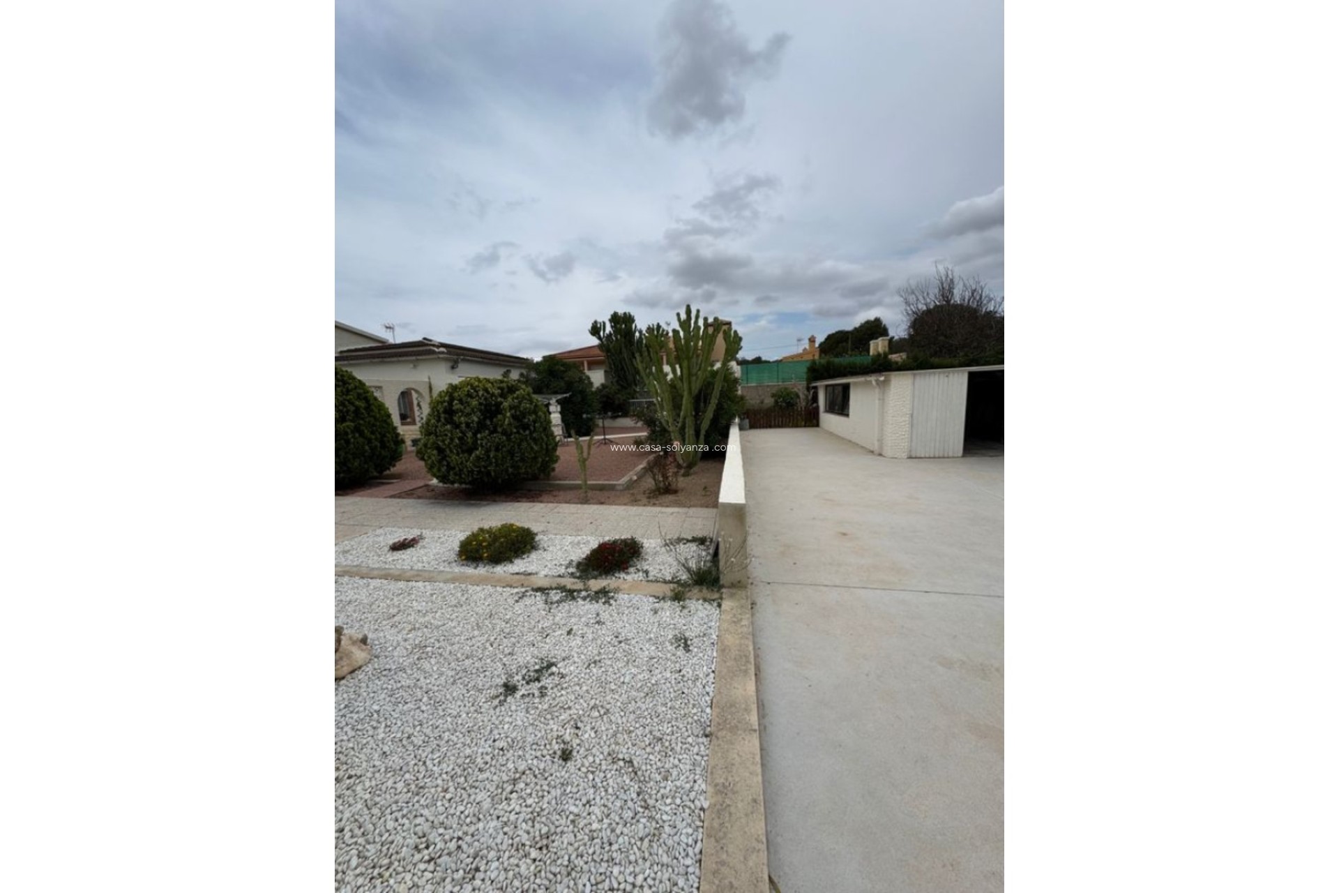 Resale - Chalet / Villa - La Marina