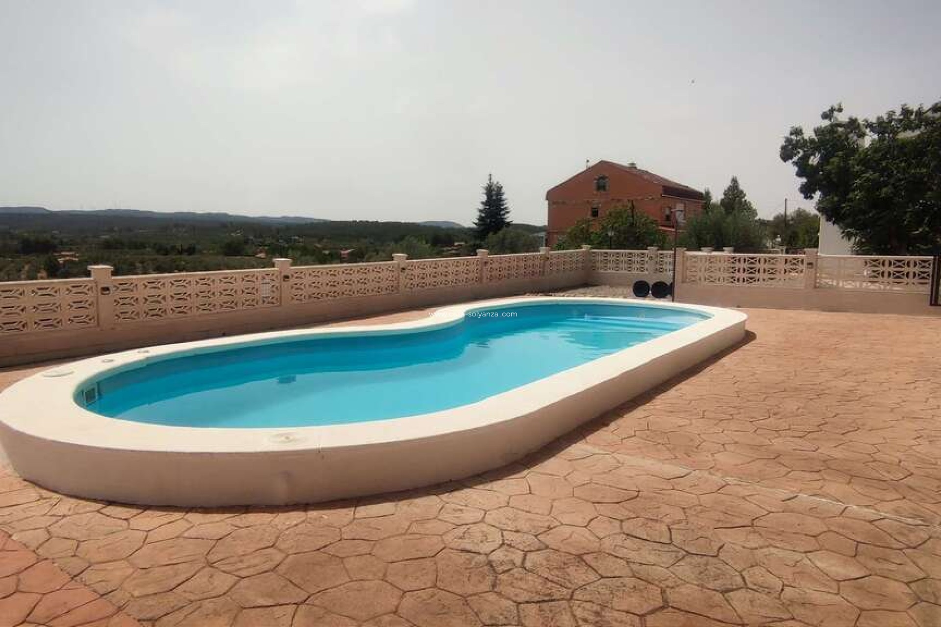 Resale - Commercial - Ayora - Inland