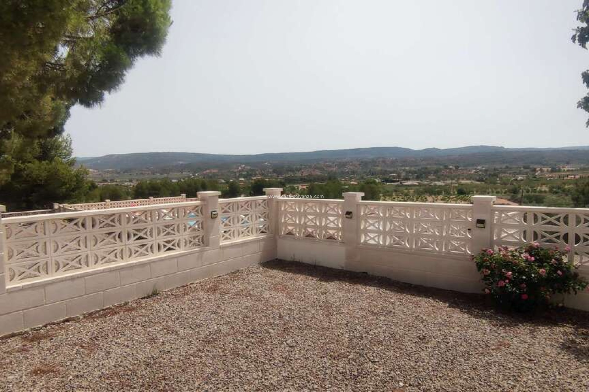 Resale - Commercial - Ayora - Inland