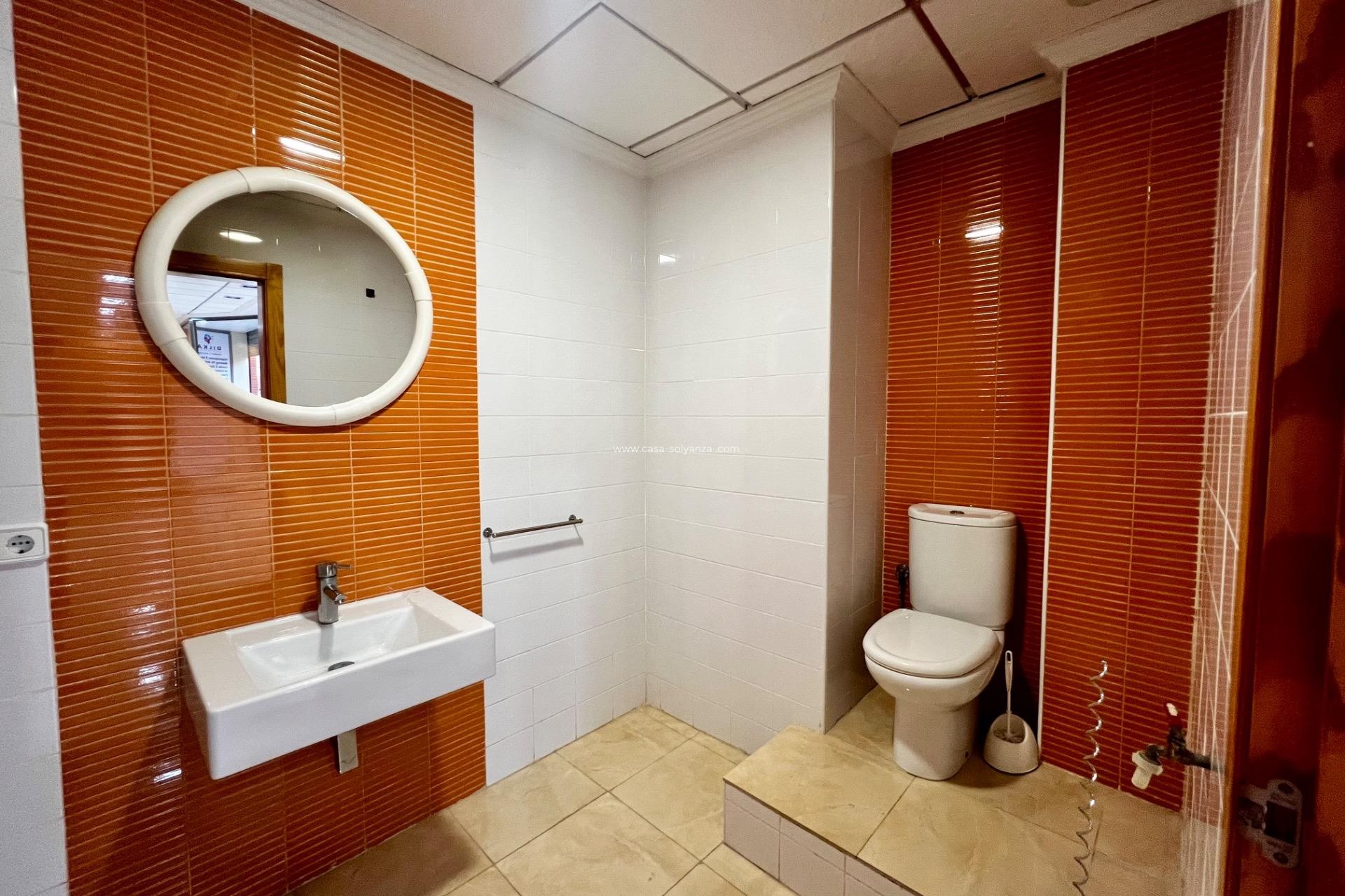 Resale - Commercial - Beniel - Inland