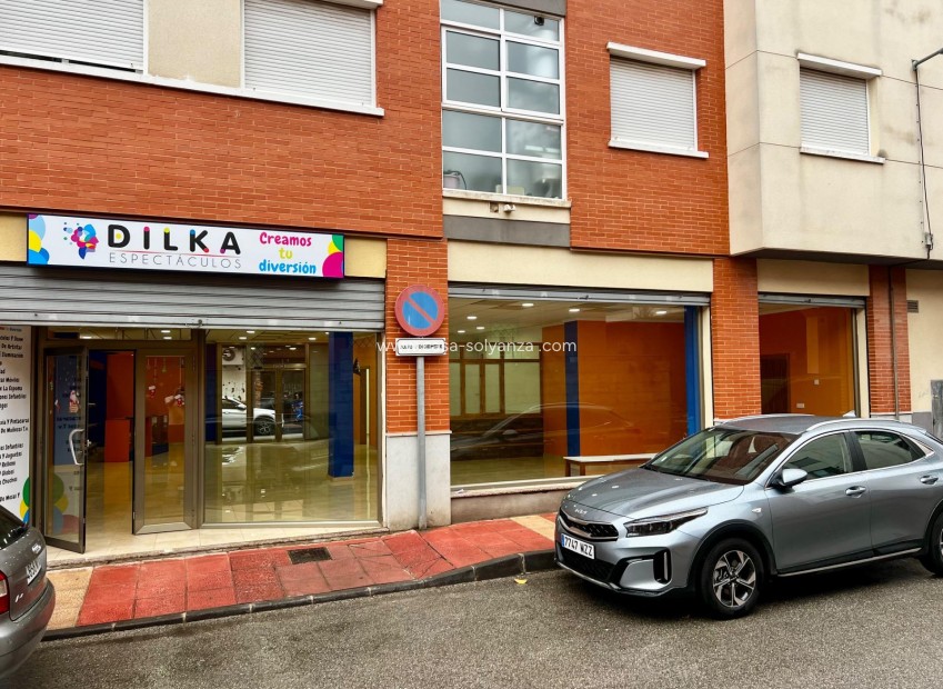 Resale - Commercial - Beniel