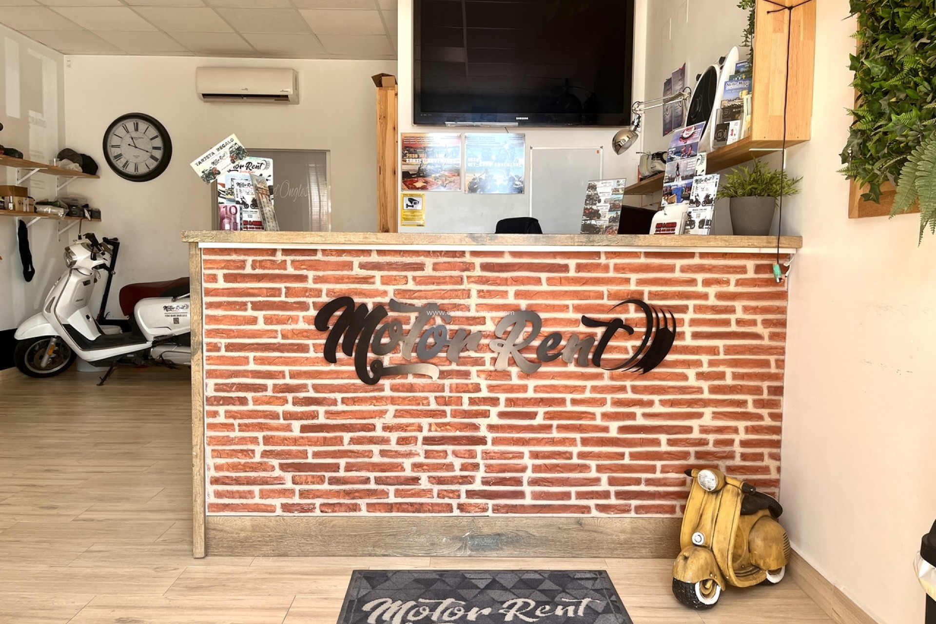 Resale - Commercial - Cabo Roig - Costa Blanca