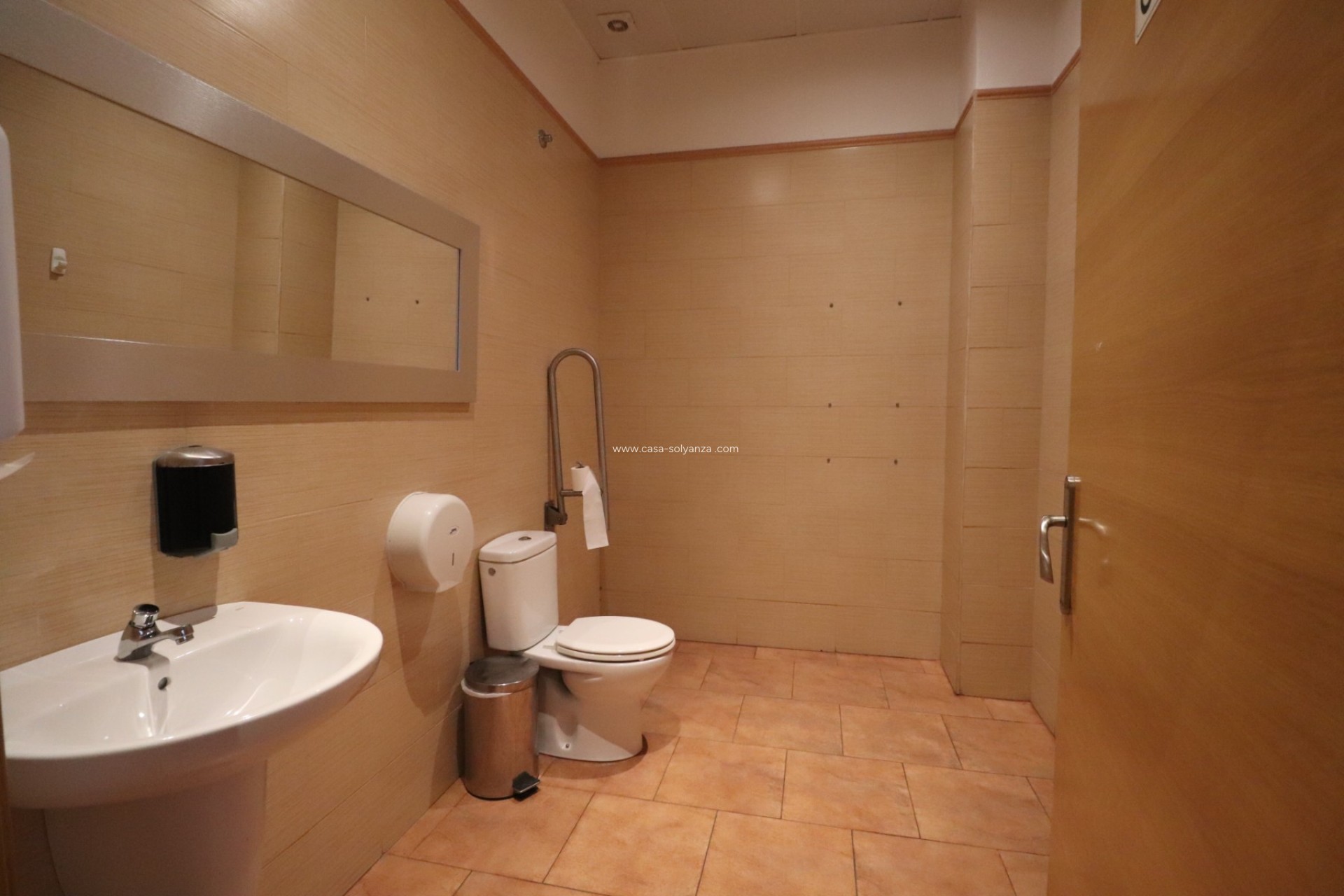 Resale - Commercial - Ciudad Quesada - Ciudad Quesada - Town