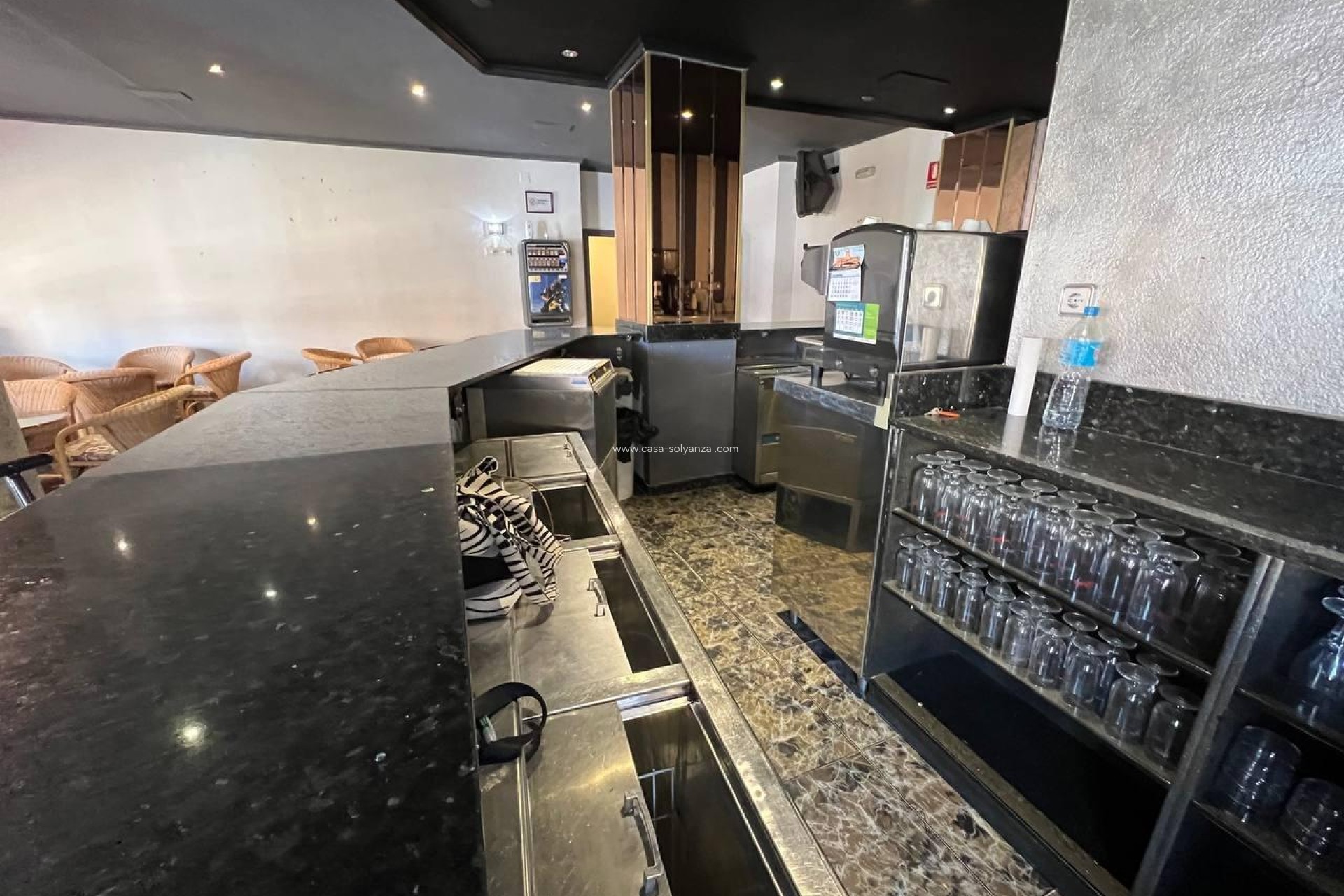 Resale - Commercial - Dolores - Center