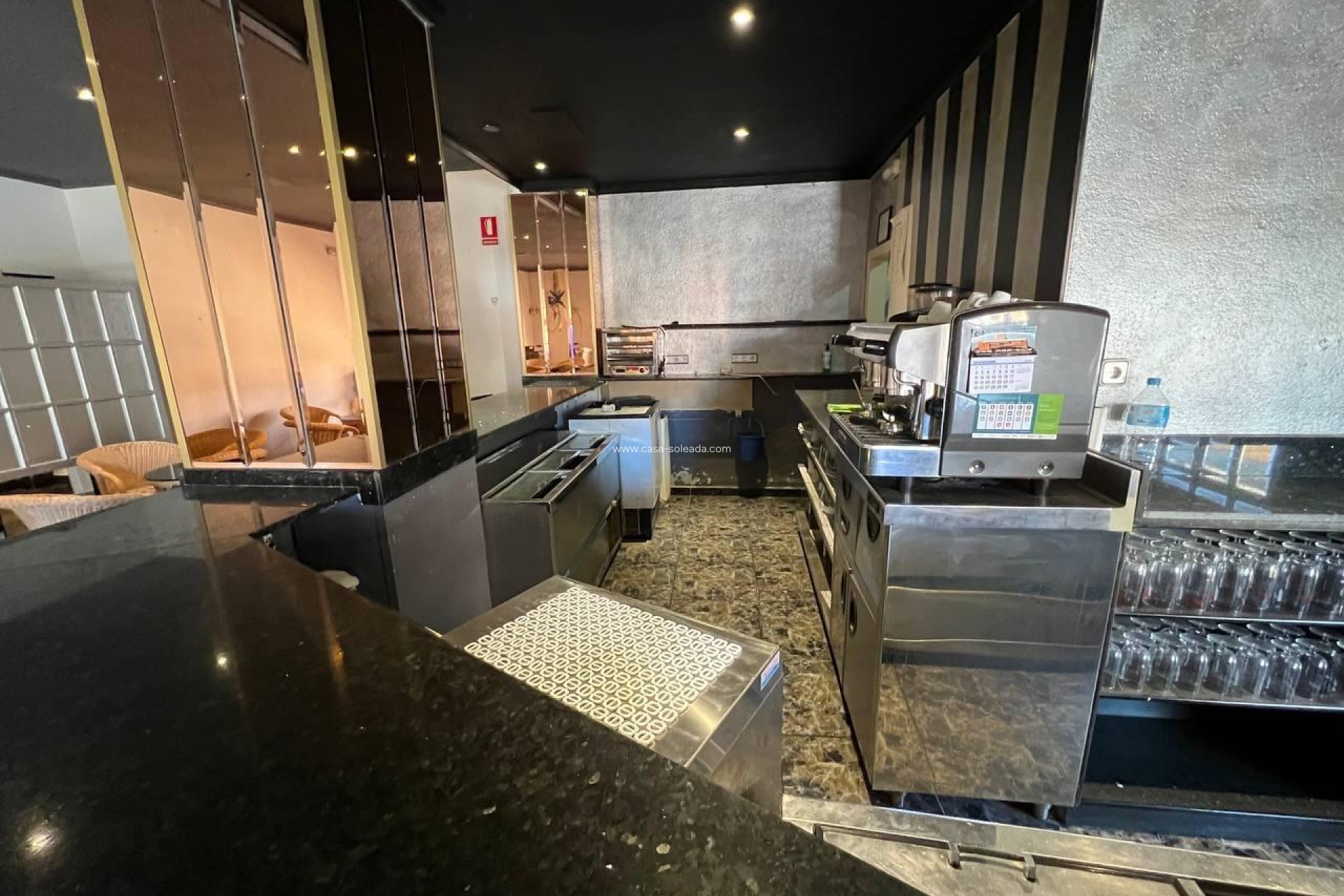 Resale - Commercial - Dolores - Center
