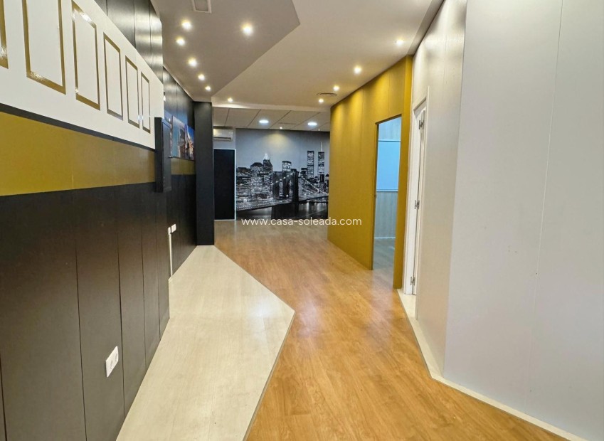 Resale - Commercial - Guardamar del Segura - Costa Blanca