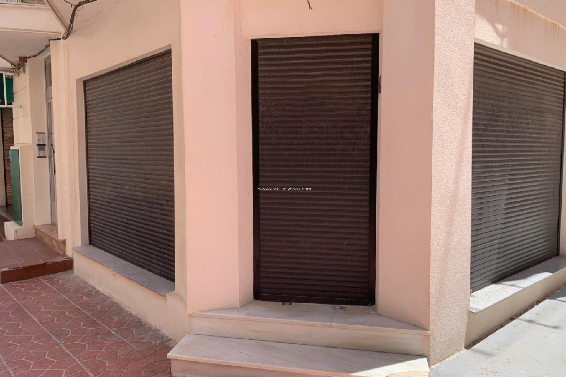 Resale - Commercial - Guardamar del Segura - Costa Blanca